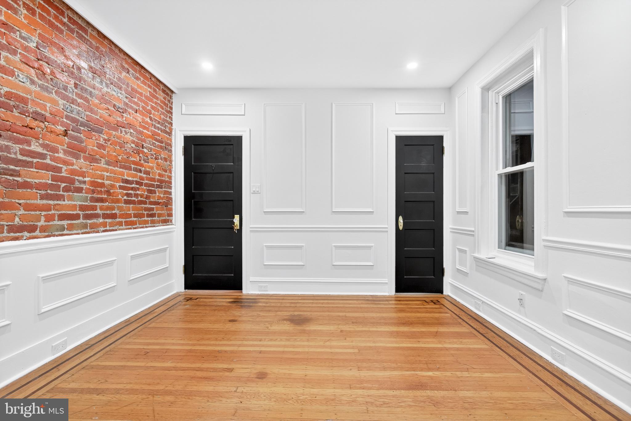 COBBS CREEK - Residential