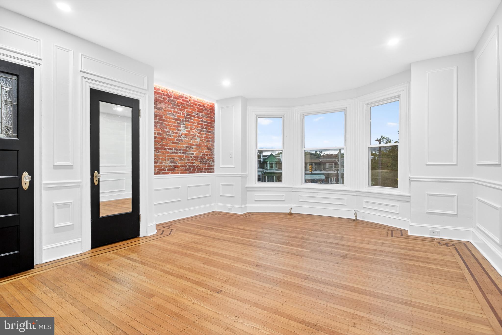 COBBS CREEK - Residential