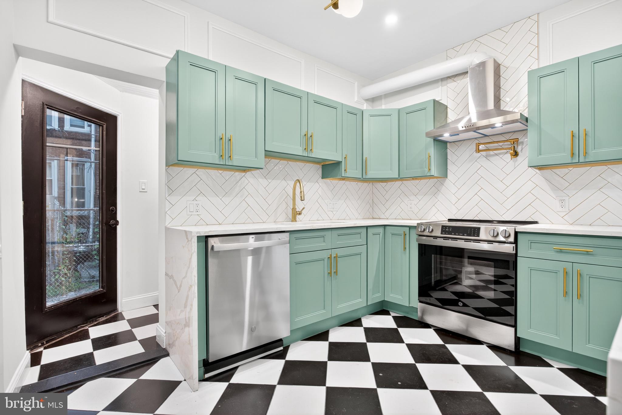 COBBS CREEK - Residential