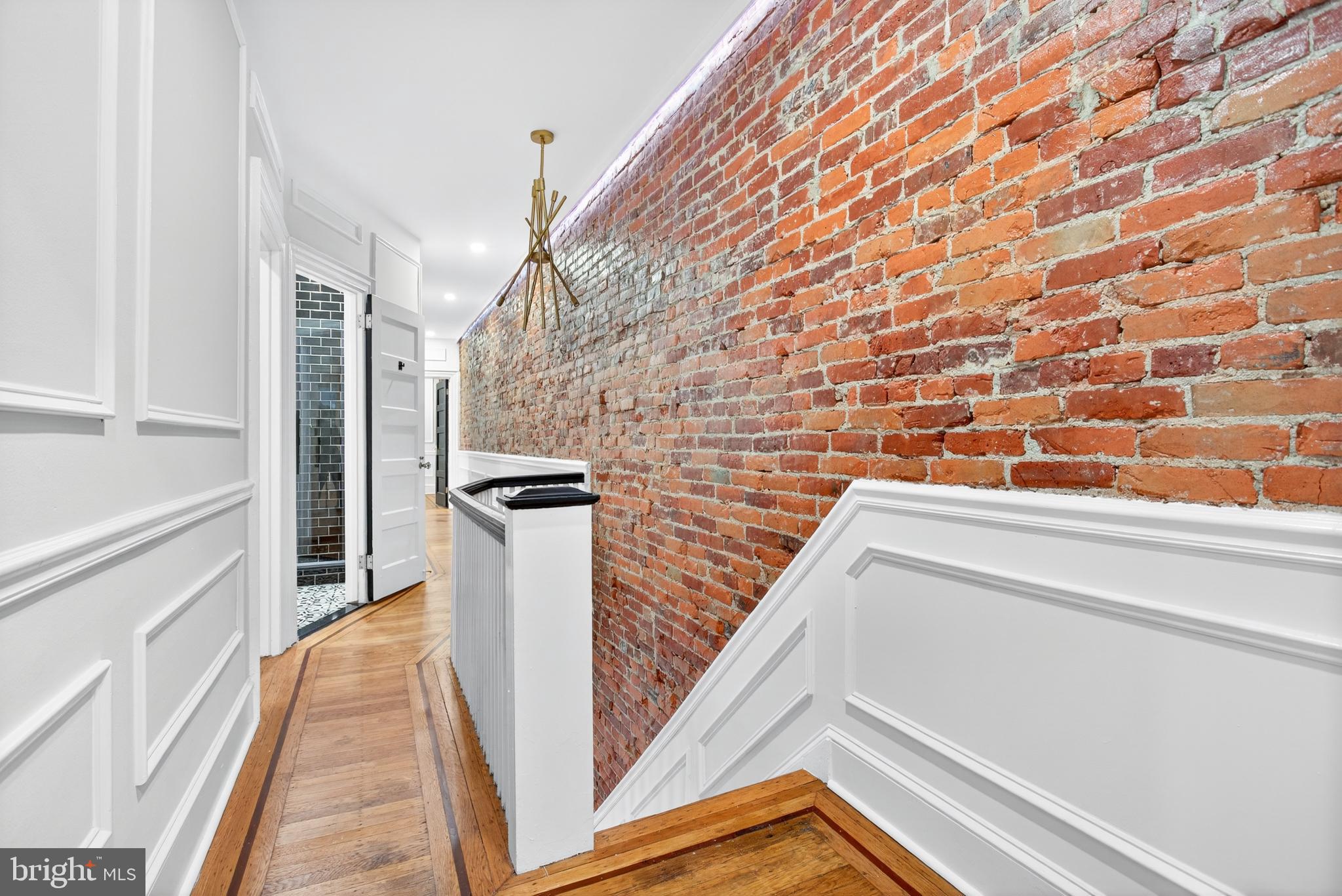 COBBS CREEK - Residential