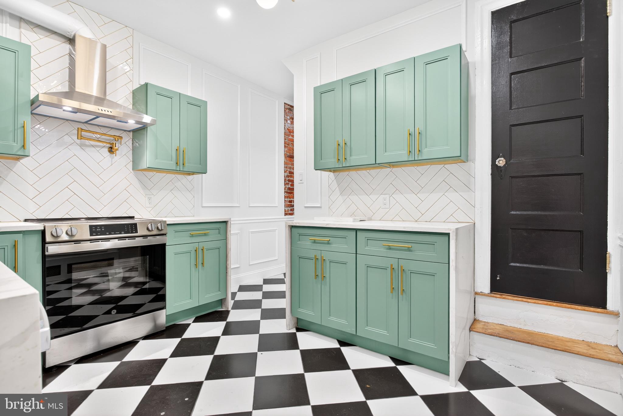 COBBS CREEK - Residential