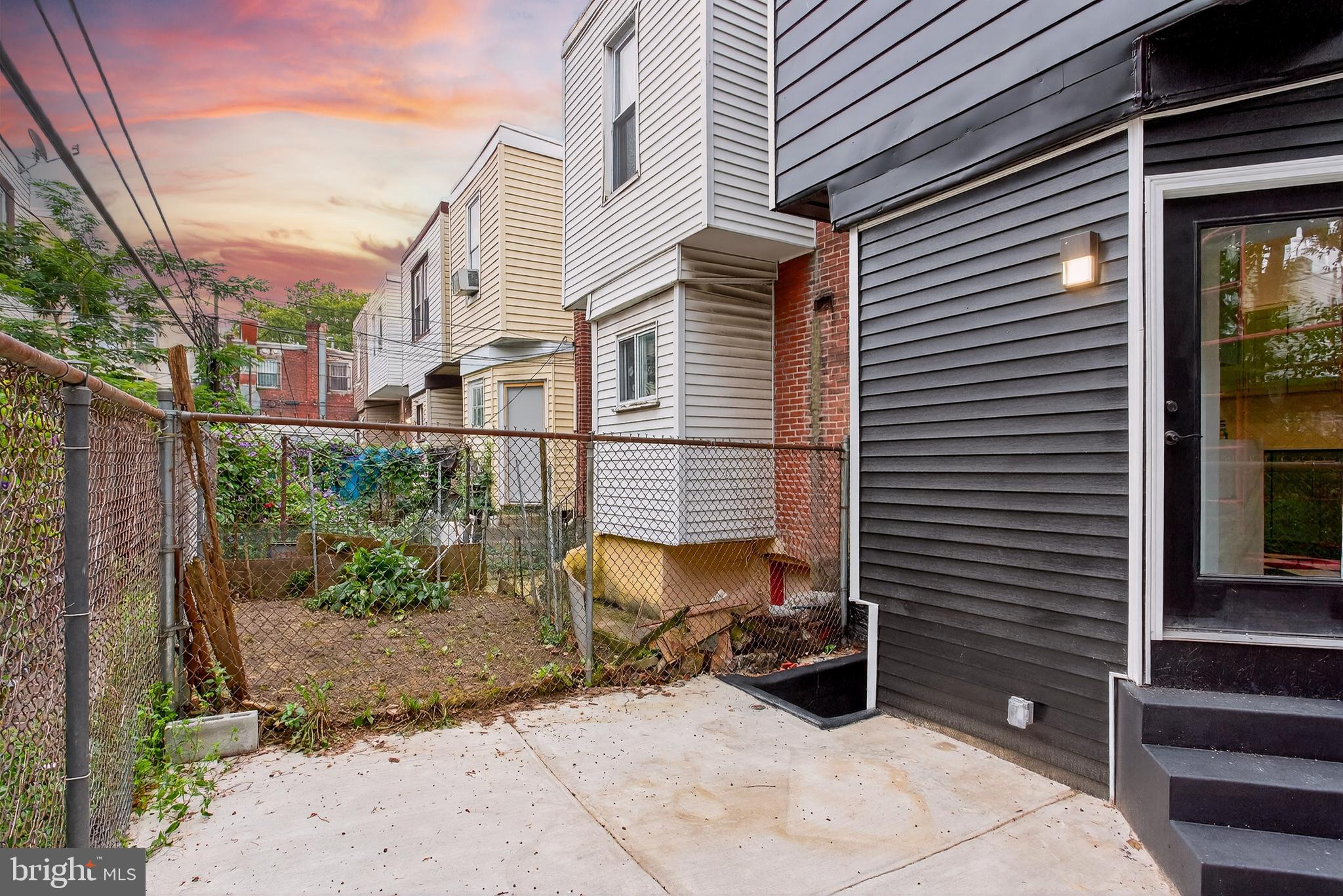 COBBS CREEK - Residential