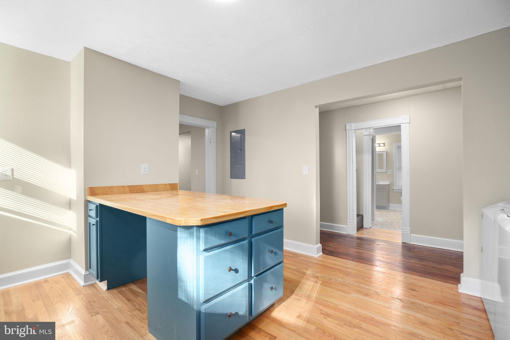 420 DUNMORE STREET