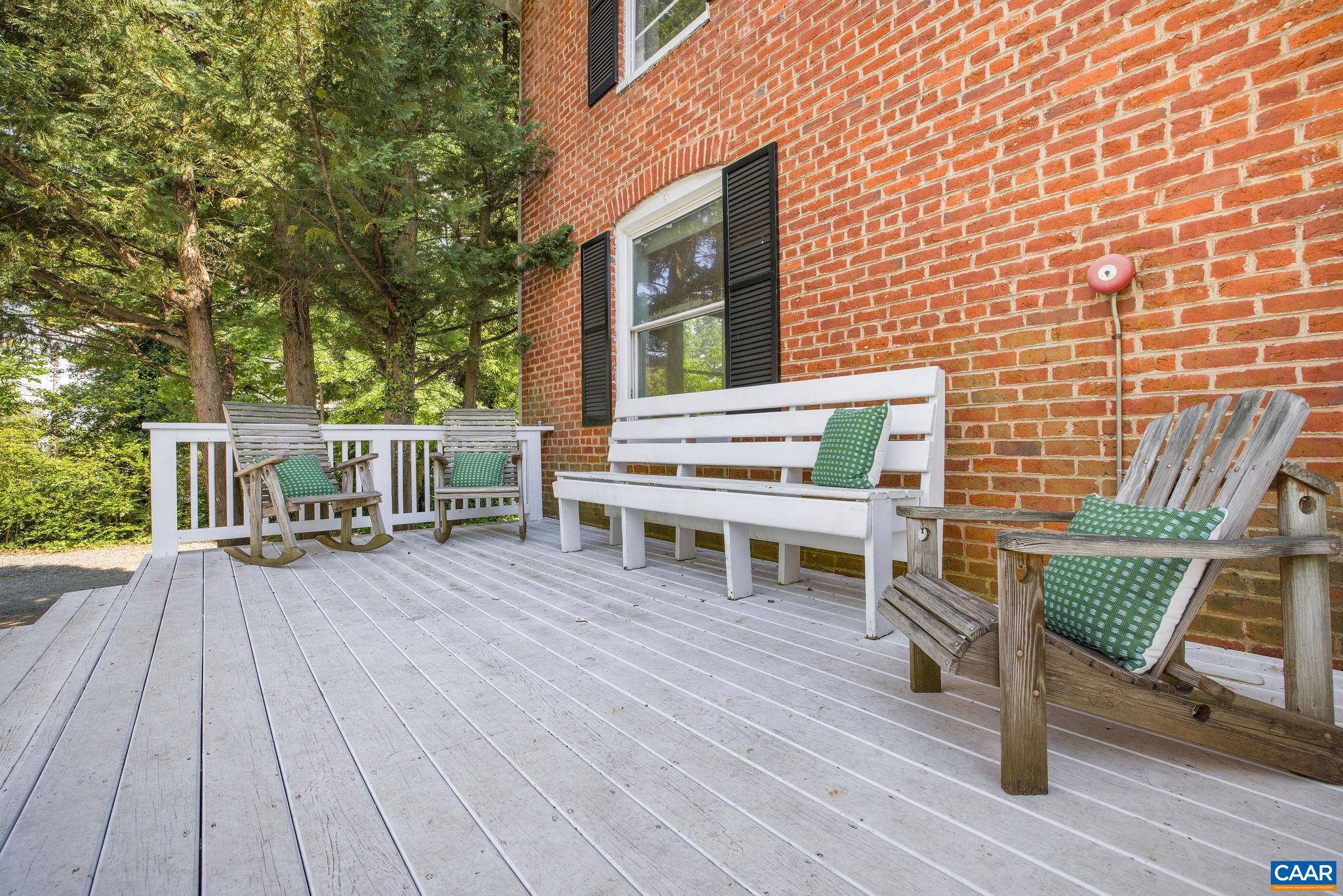 PRESTON HEIGHTS - Residential