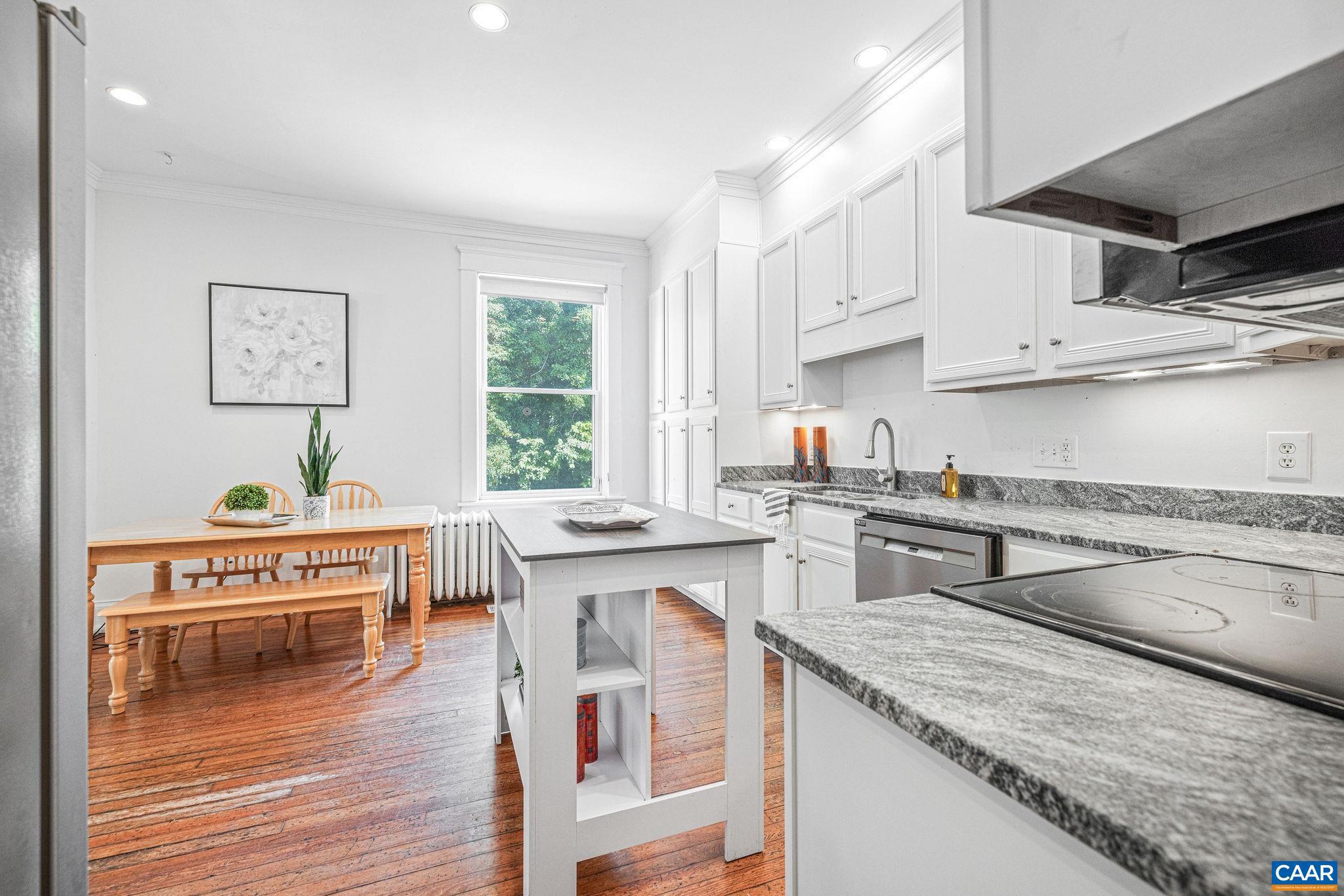 PRESTON HEIGHTS - Residential