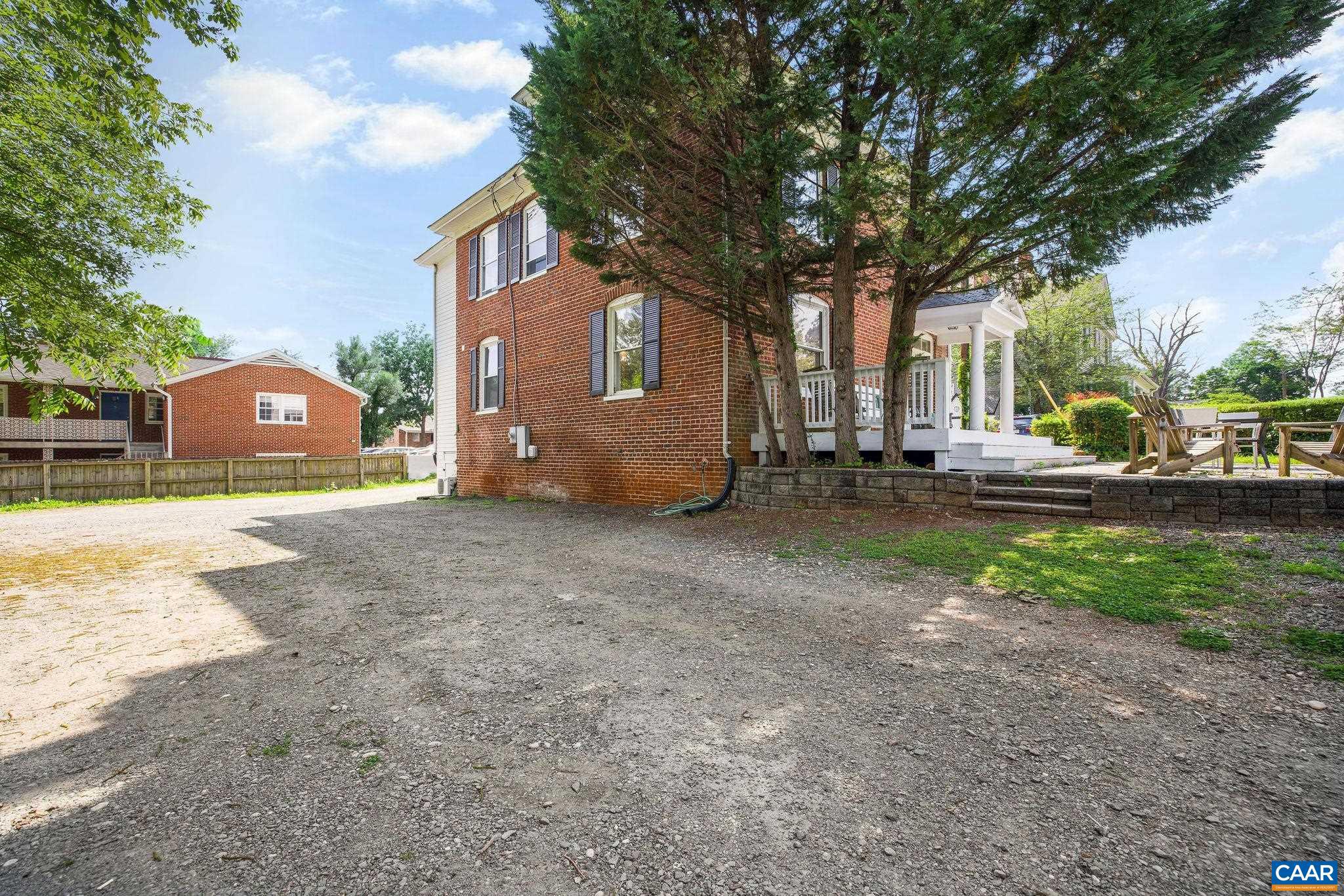 PRESTON HEIGHTS - Residential