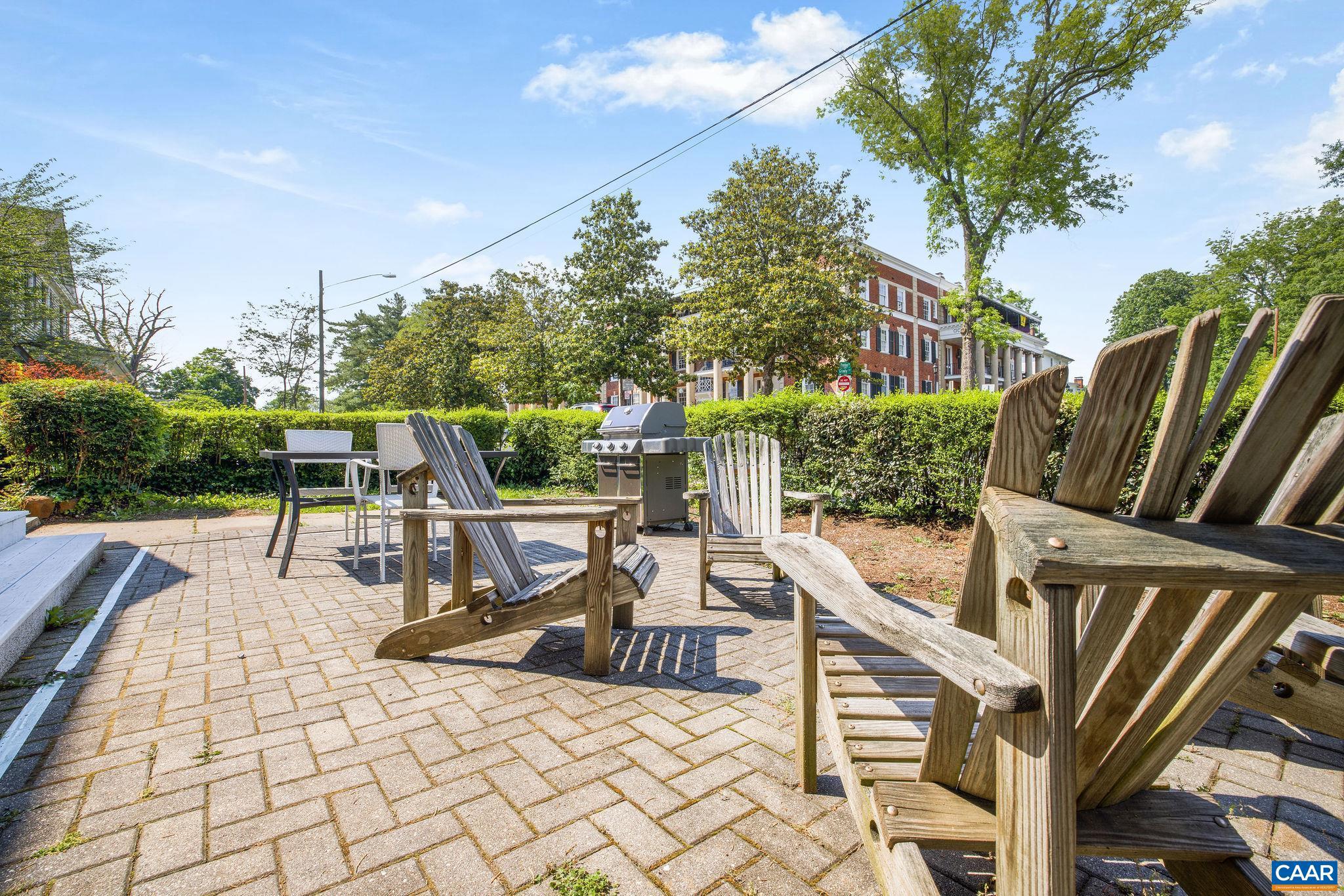 PRESTON HEIGHTS - Residential