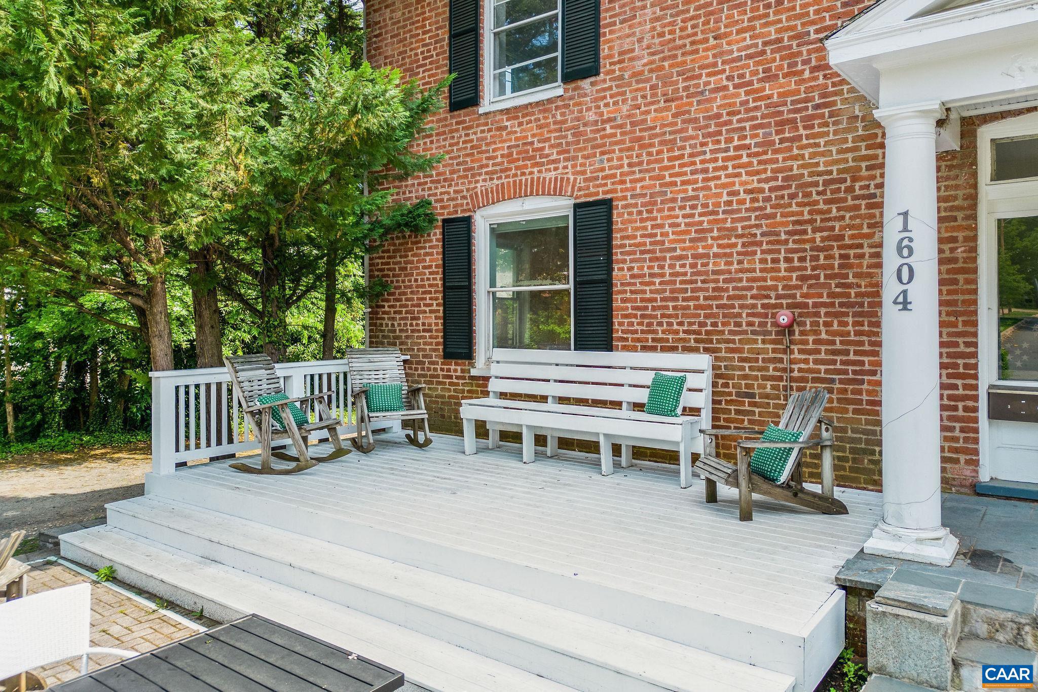 PRESTON HEIGHTS - Residential