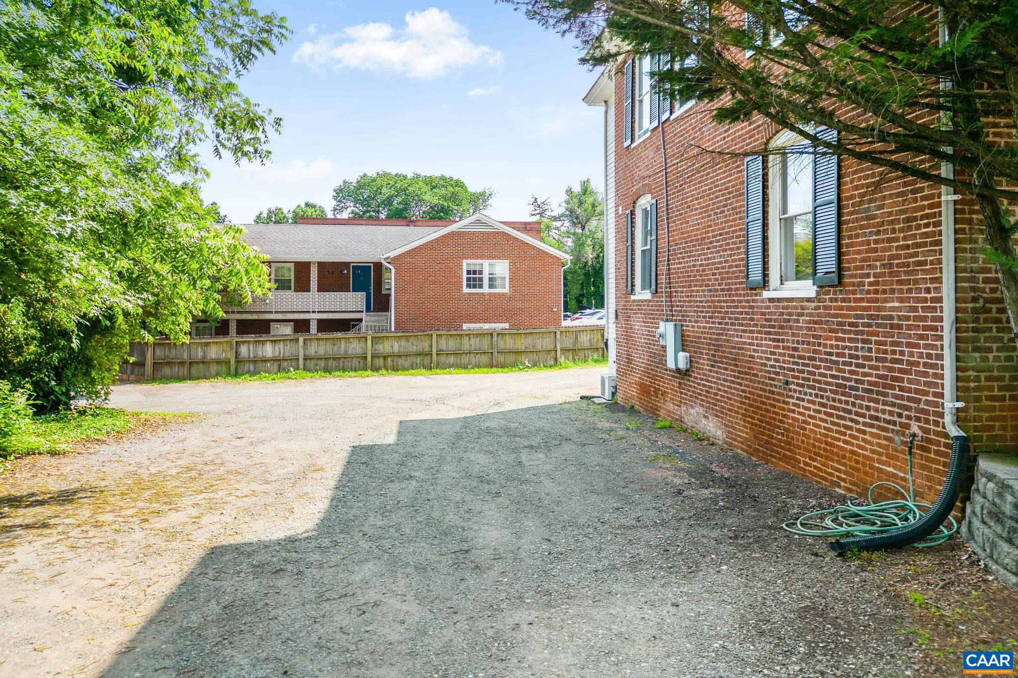 PRESTON HEIGHTS - Residential