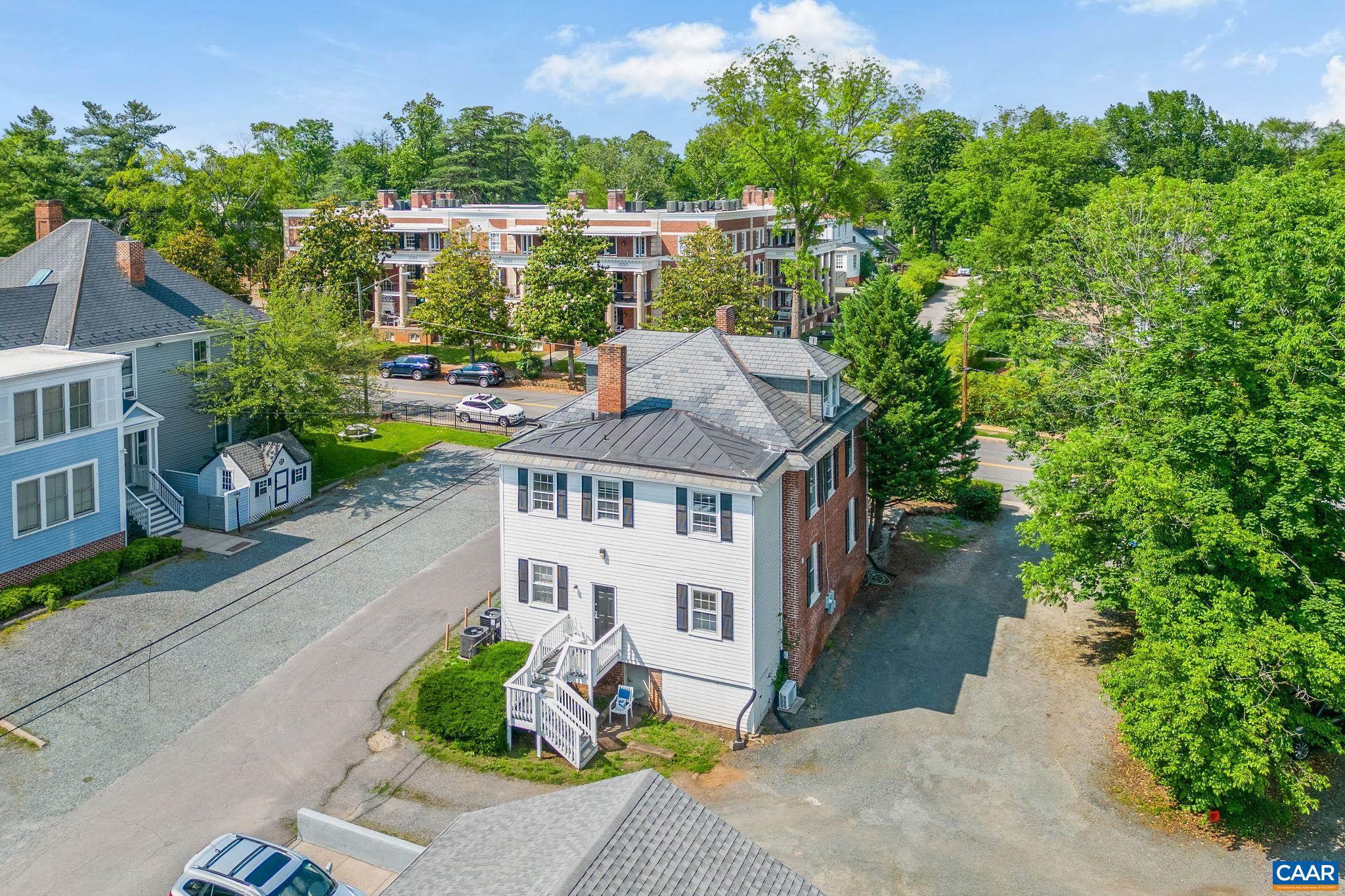 PRESTON HEIGHTS - Residential