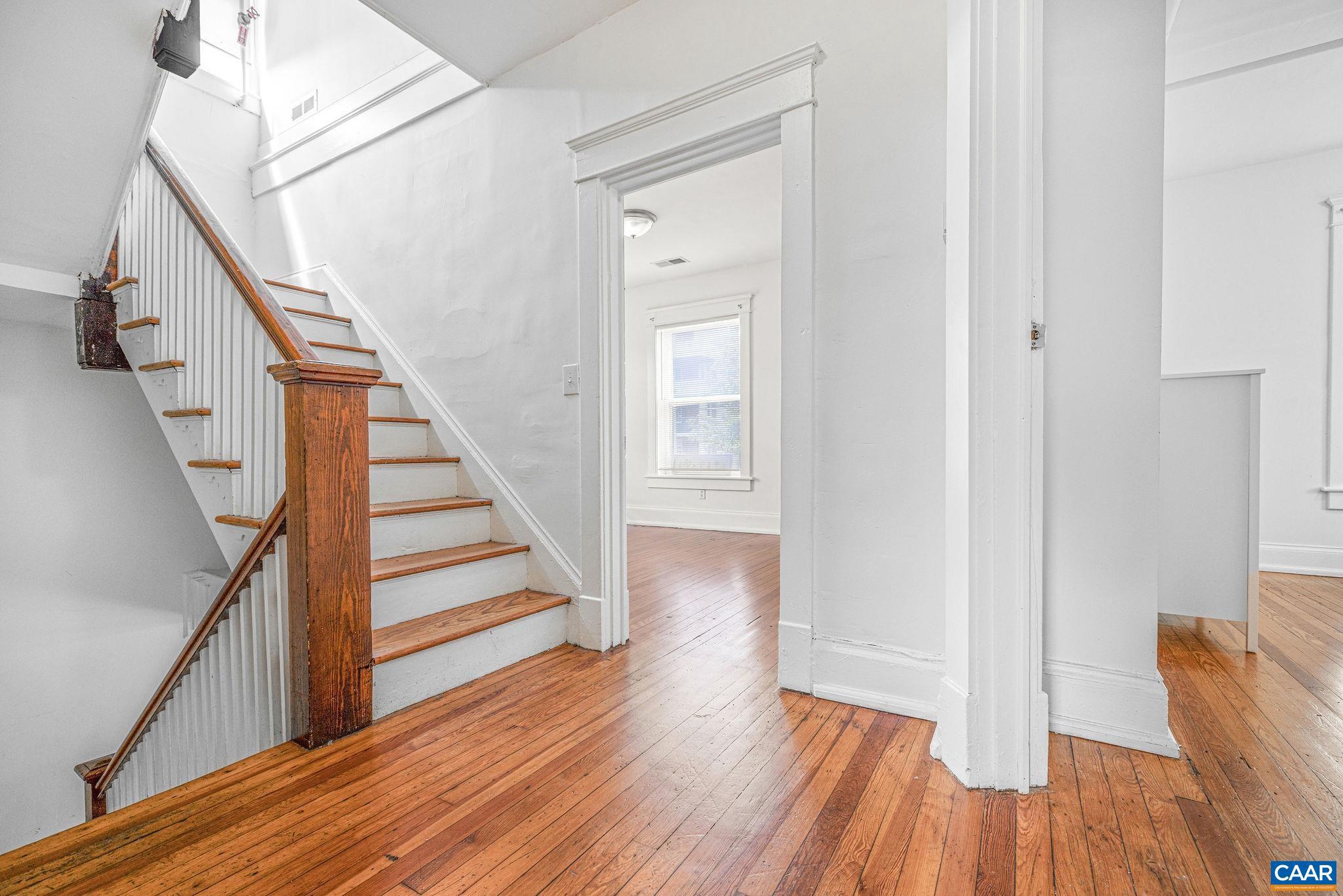 PRESTON HEIGHTS - Residential