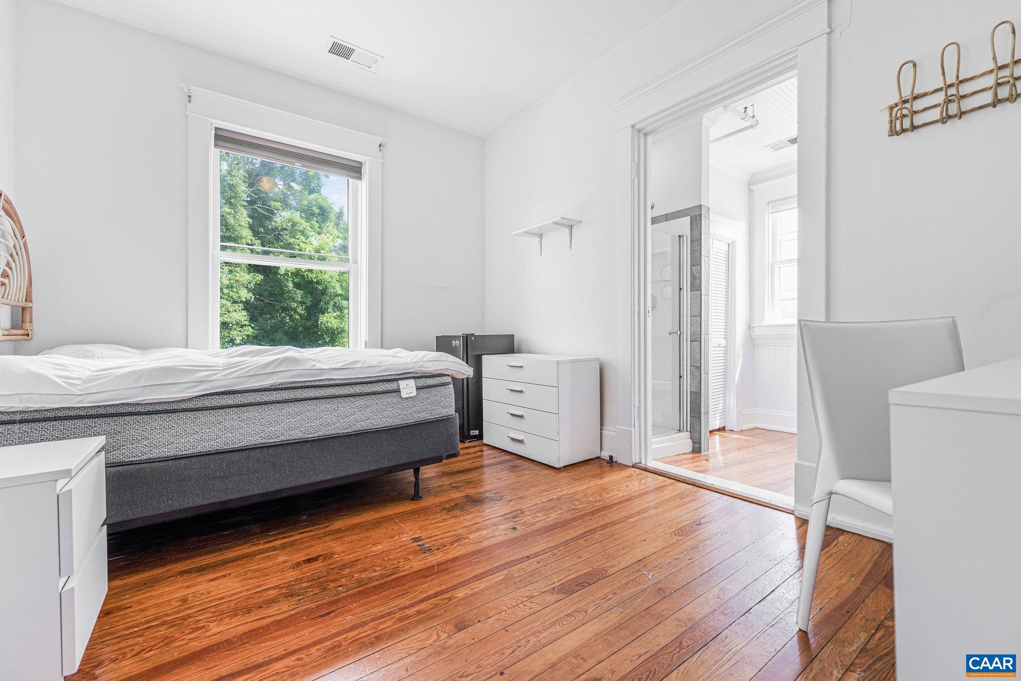 PRESTON HEIGHTS - Residential