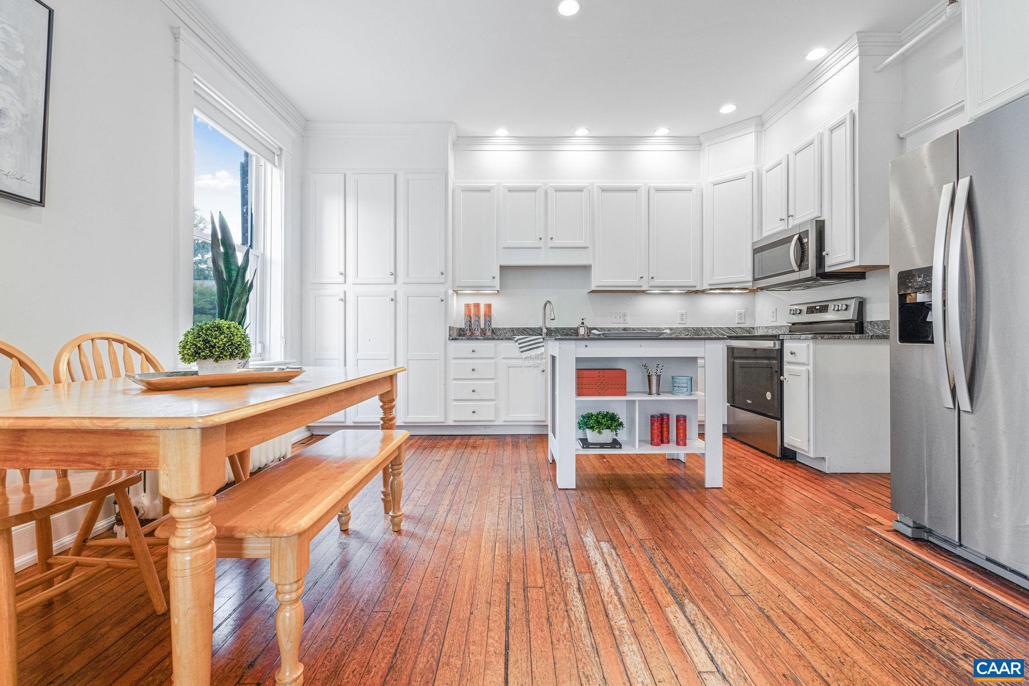 PRESTON HEIGHTS - Residential