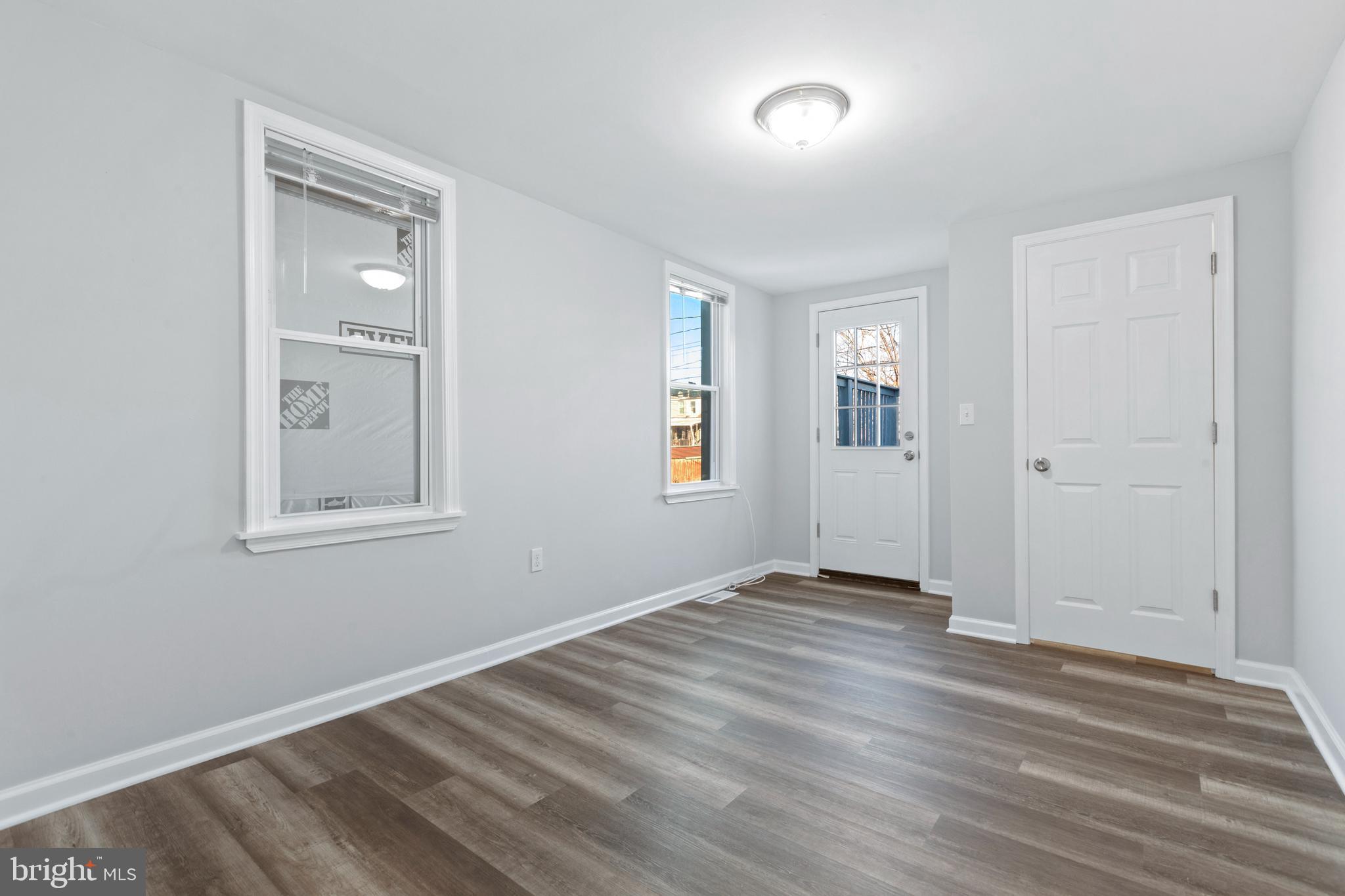 HAMPDEN HISTORIC DISTRICT - Residential Lease