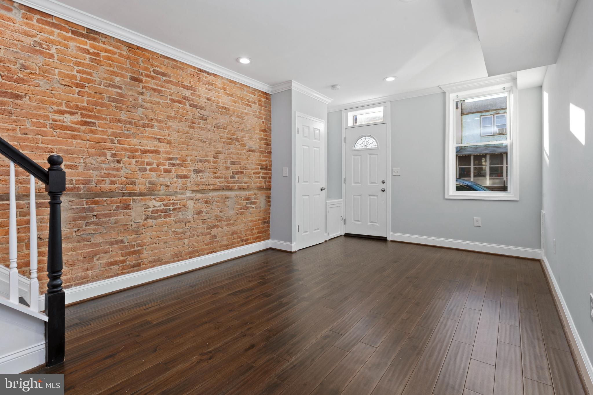 HAMPDEN HISTORIC DISTRICT - Residential Lease