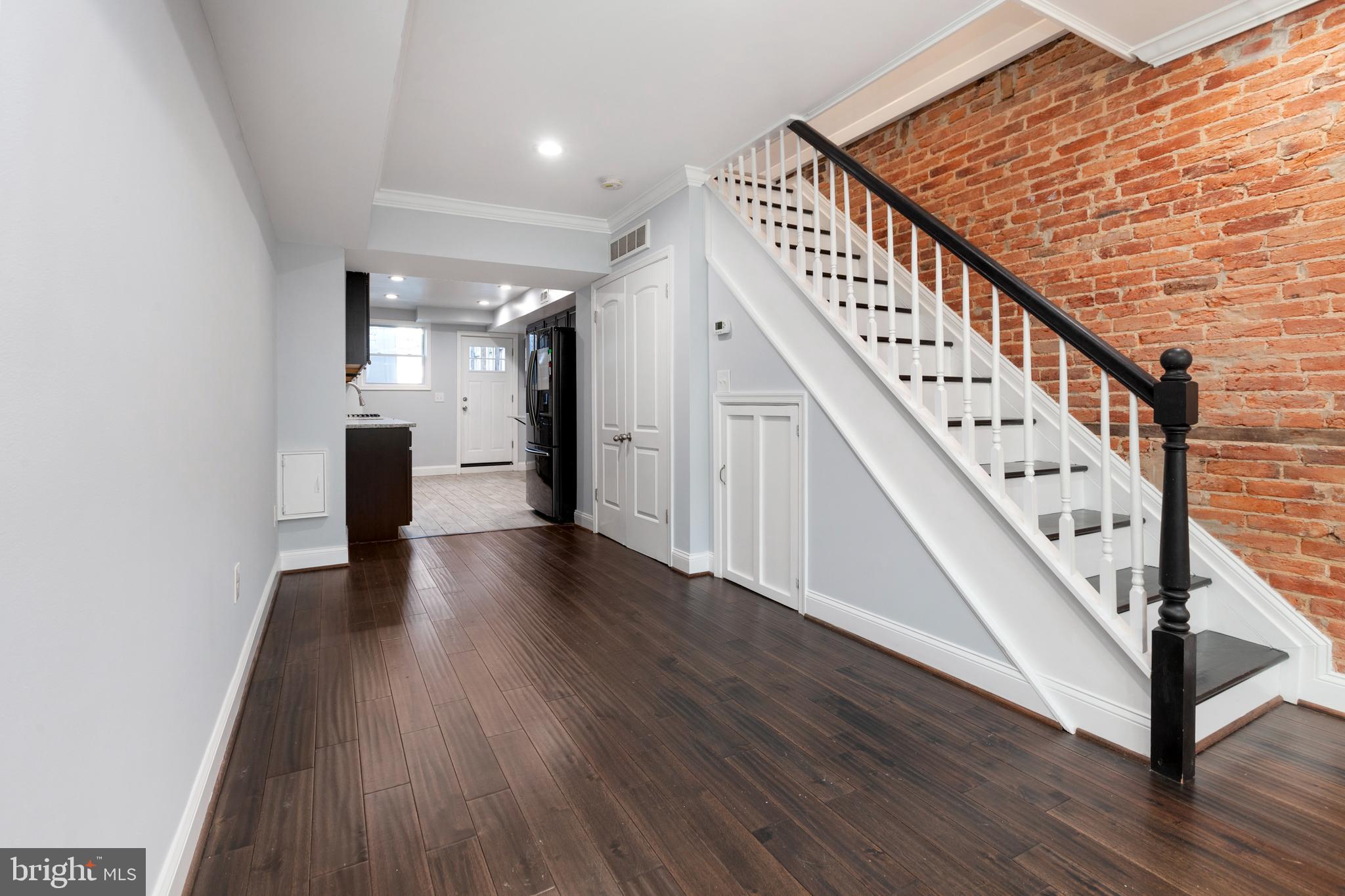 HAMPDEN HISTORIC DISTRICT - Residential Lease