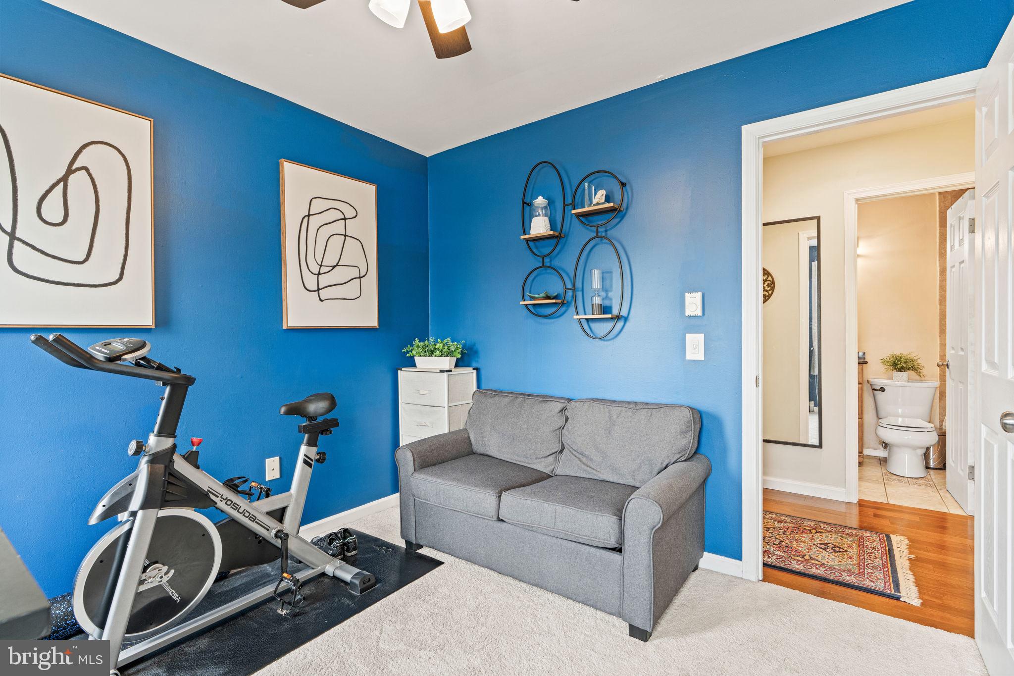 CROOKED HILL - Residential