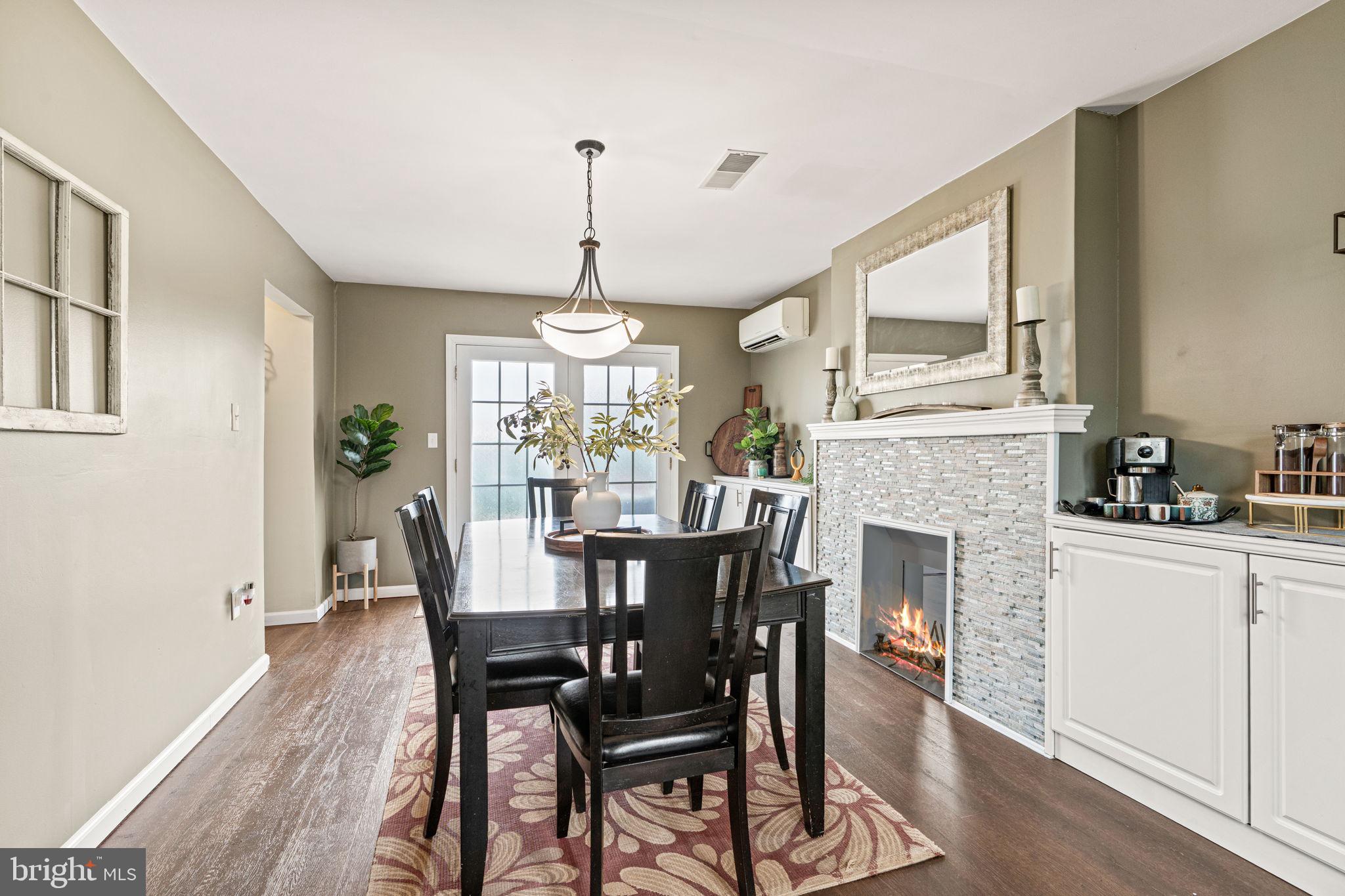 CROOKED HILL - Residential