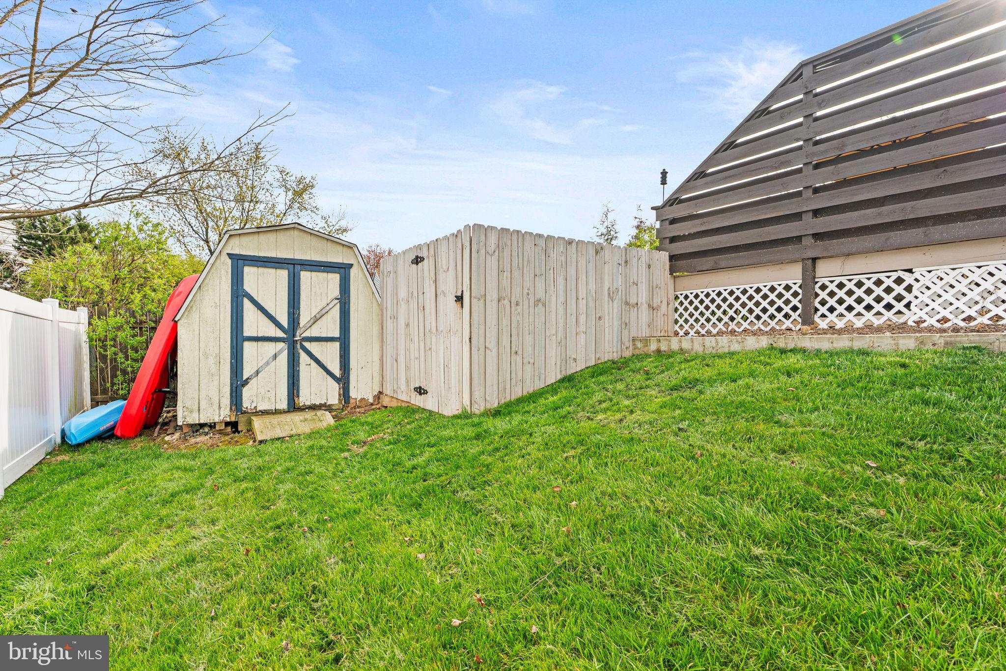 CROOKED HILL - Residential