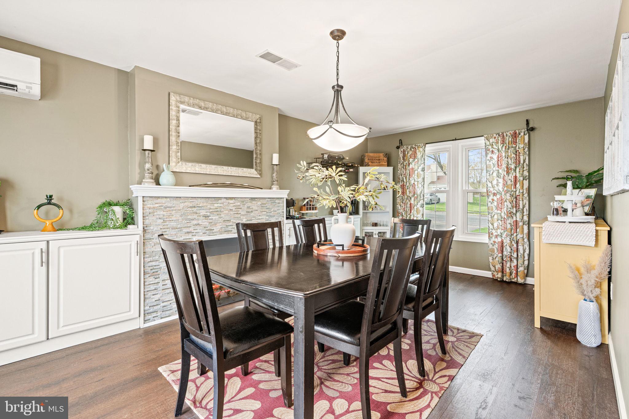 CROOKED HILL - Residential