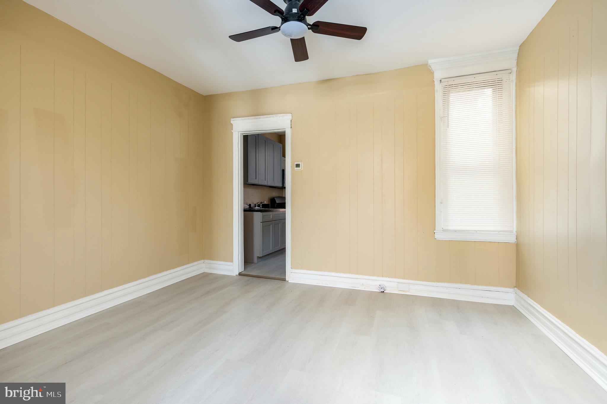 STRAWBERRY MANSION - Residential