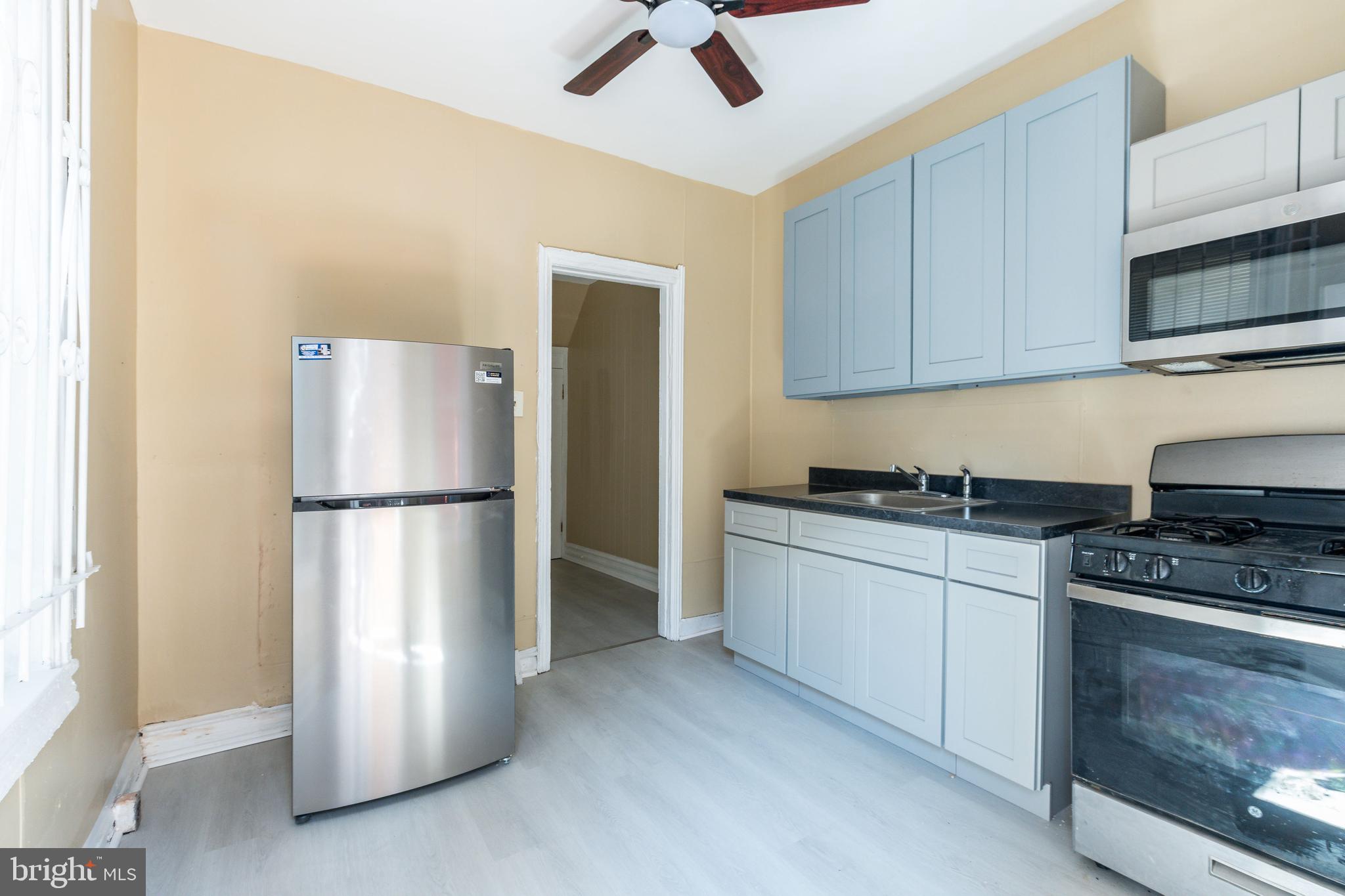 STRAWBERRY MANSION - Residential