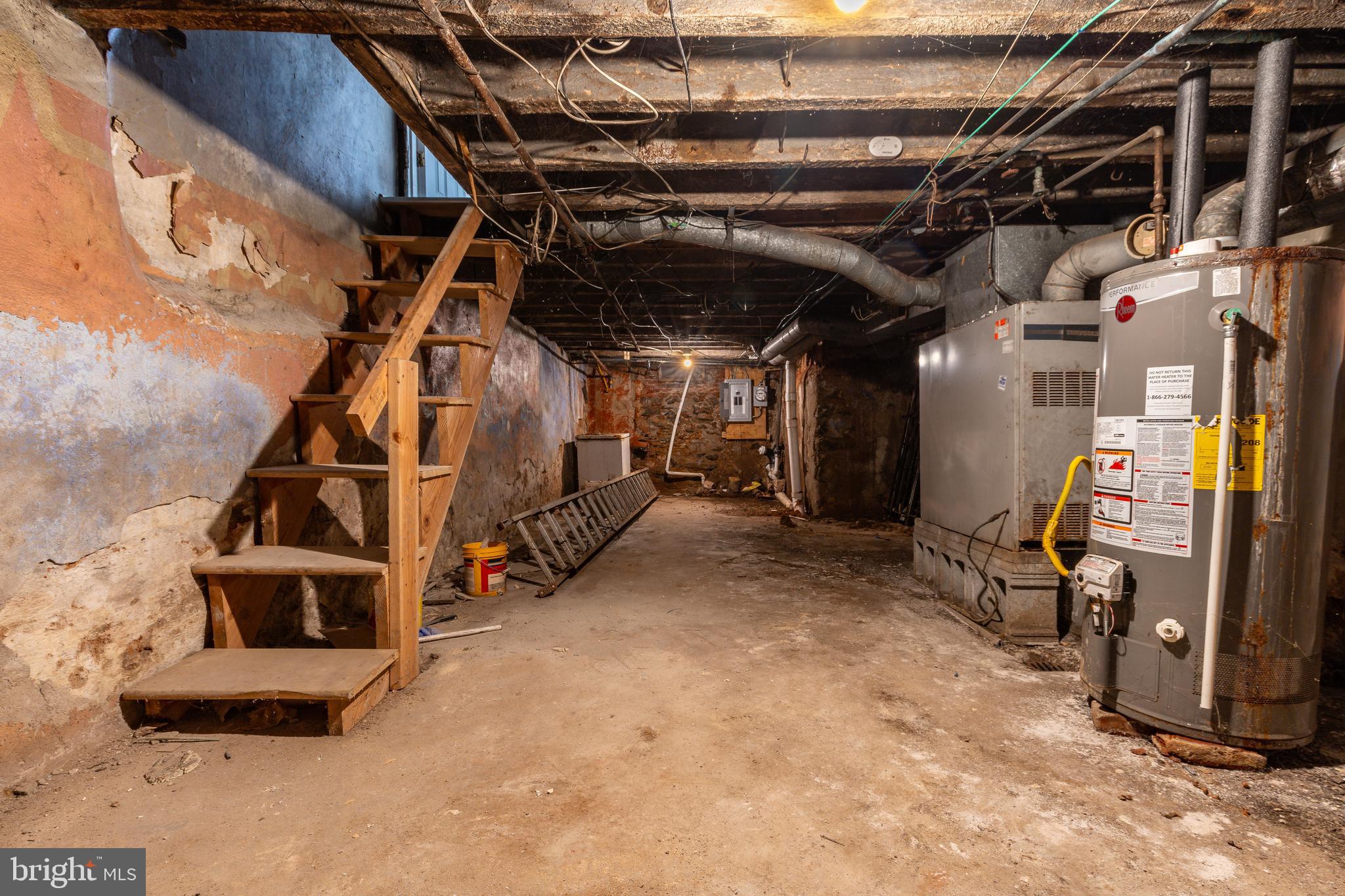 STRAWBERRY MANSION - Residential