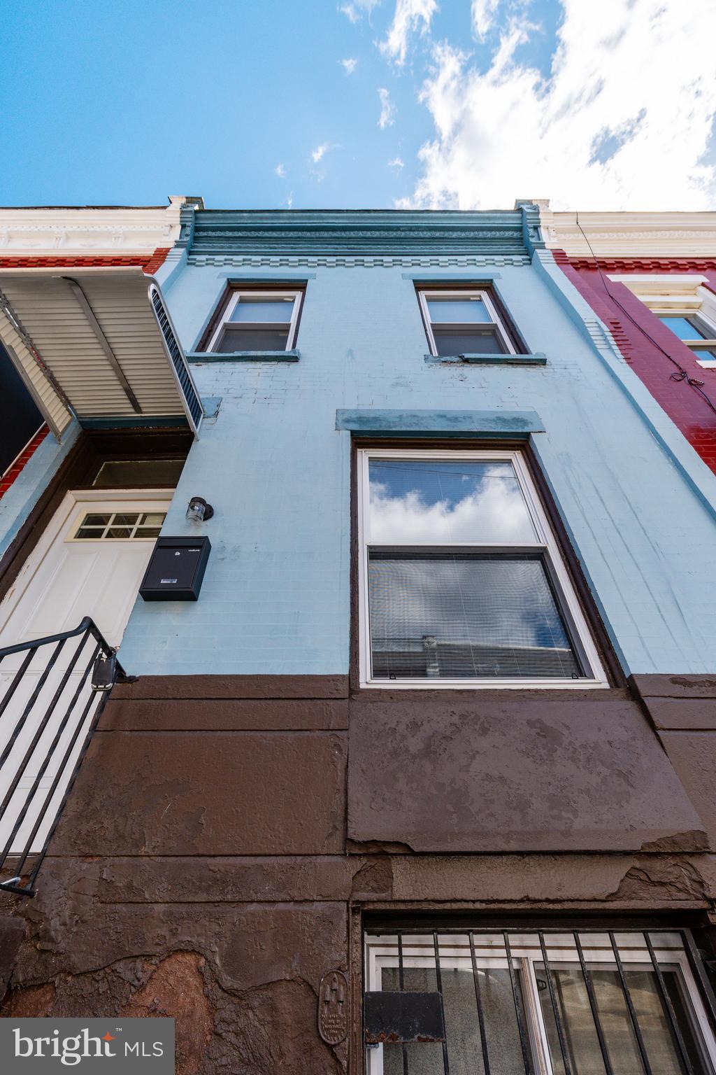 STRAWBERRY MANSION - Residential