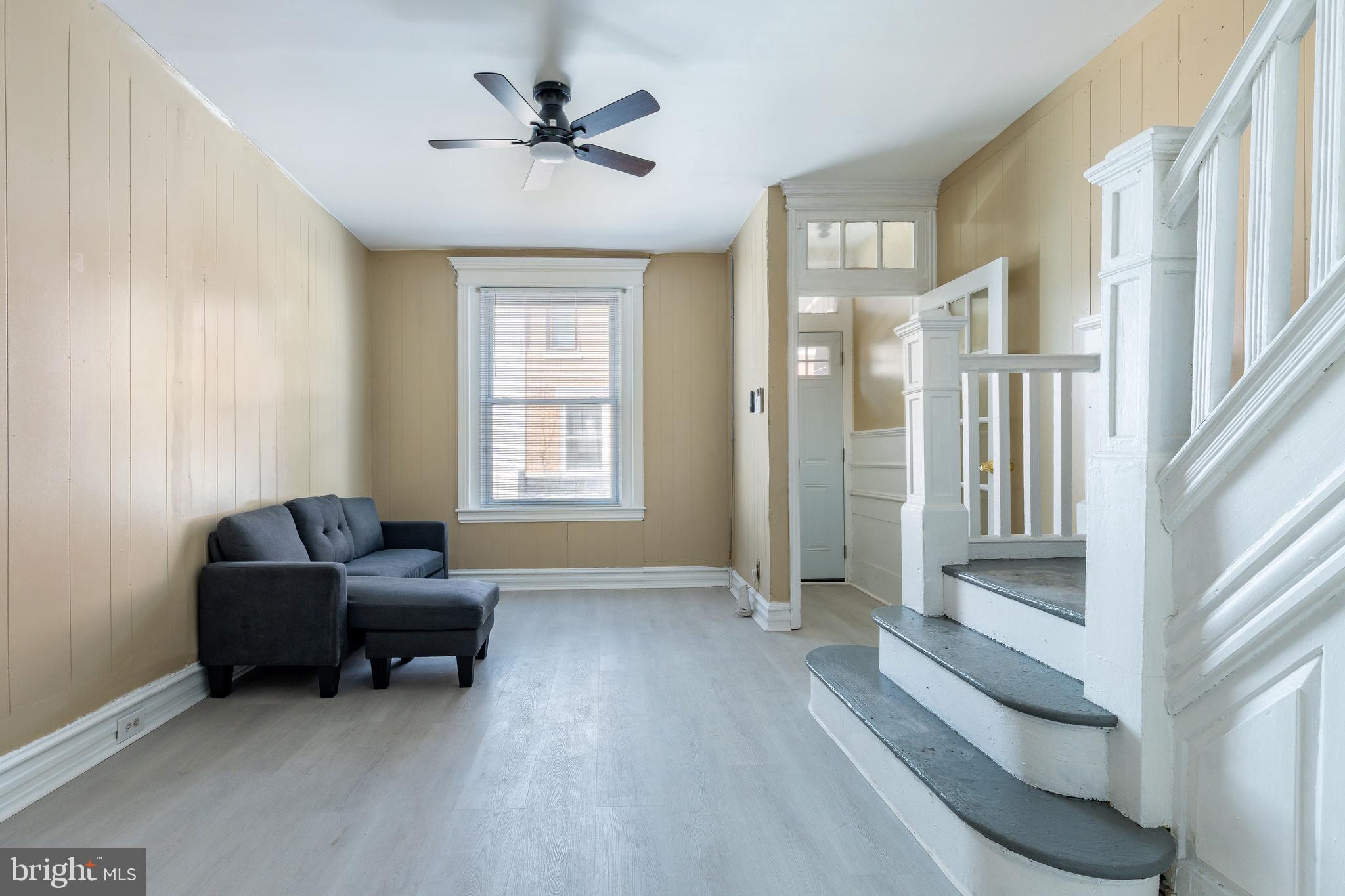 STRAWBERRY MANSION - Residential