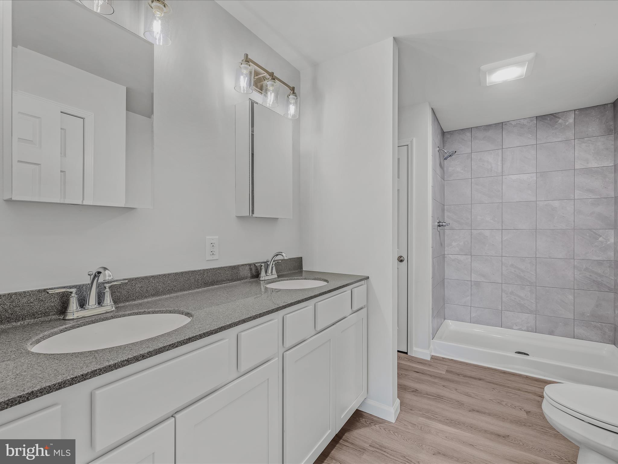 APPLE ORCHARD ACRES - Residential