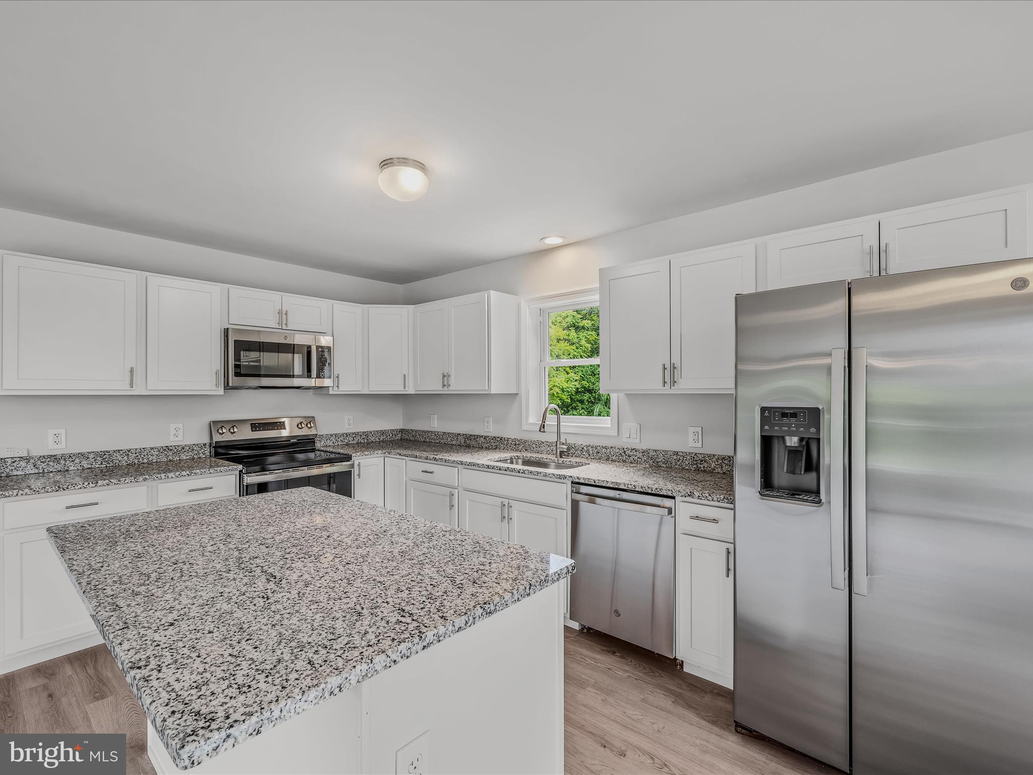 APPLE ORCHARD ACRES - Residential