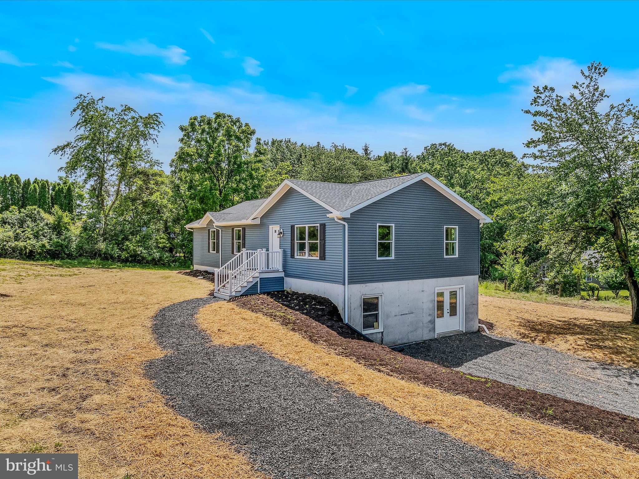 17 APPLE ORCHARD TRAIL