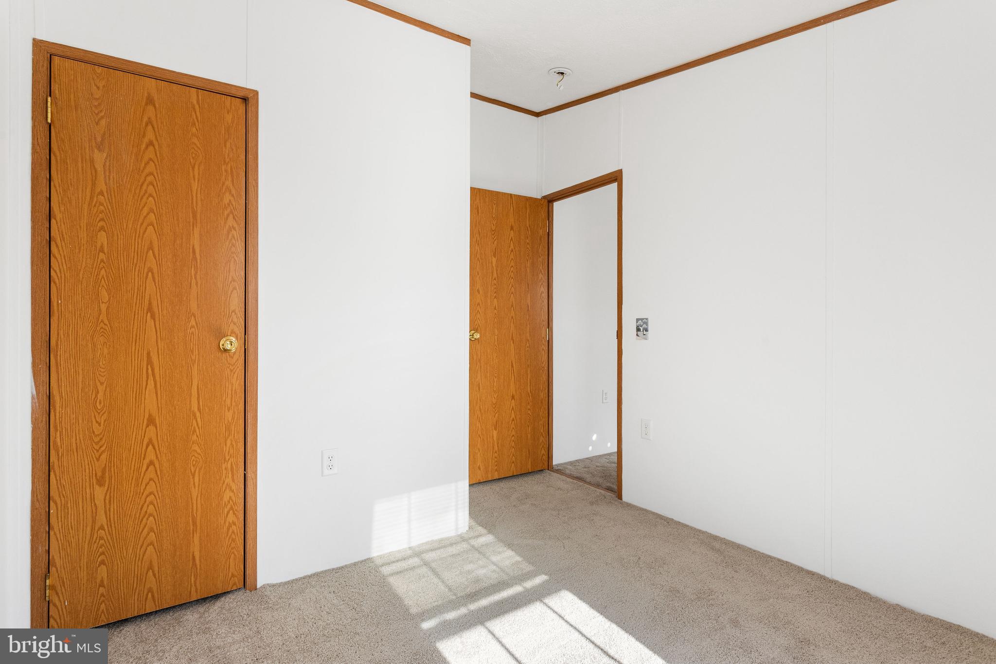 EAGLE VIEW MOBILE HOME PK - Residential