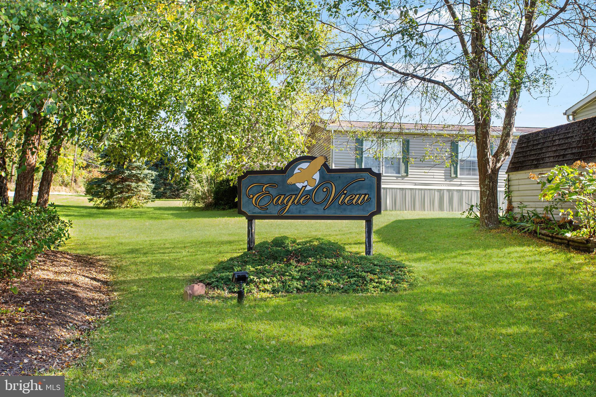 EAGLE VIEW MOBILE HOME PK - Residential