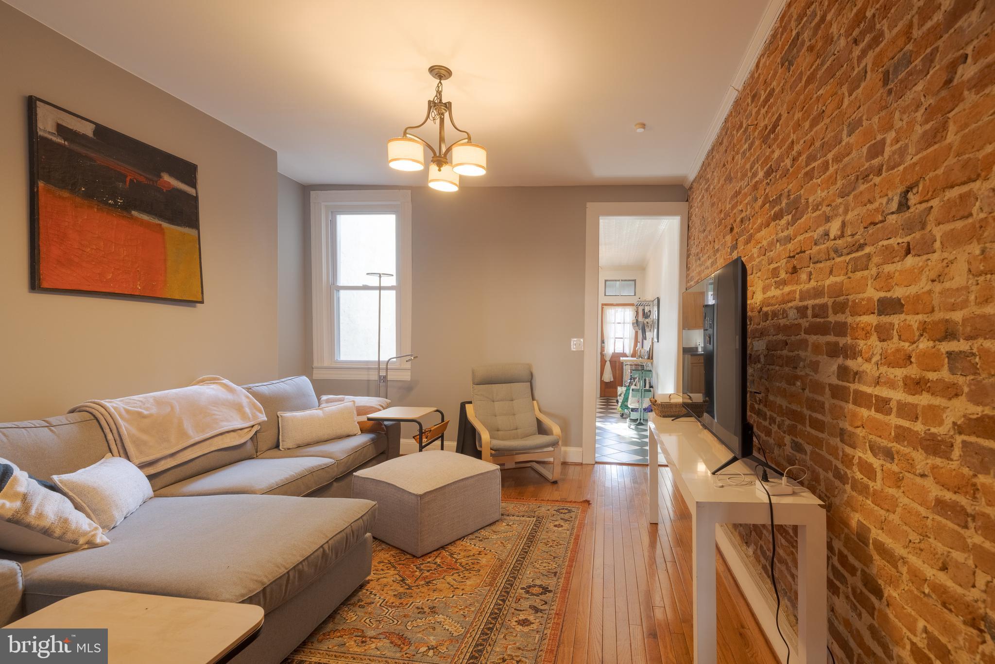 HAMPDEN HISTORIC DISTRICT - Residential Lease