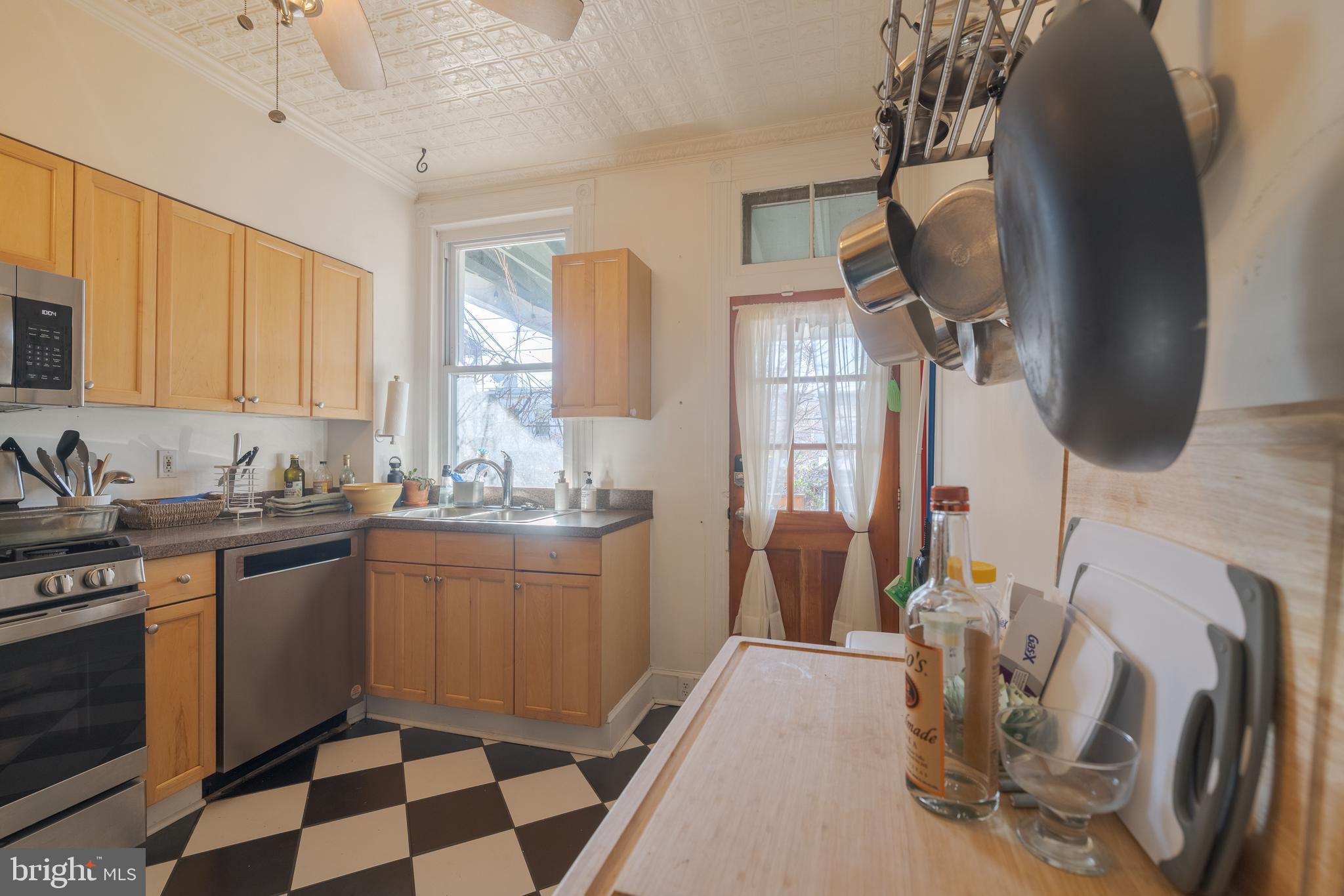 HAMPDEN HISTORIC DISTRICT - Residential Lease