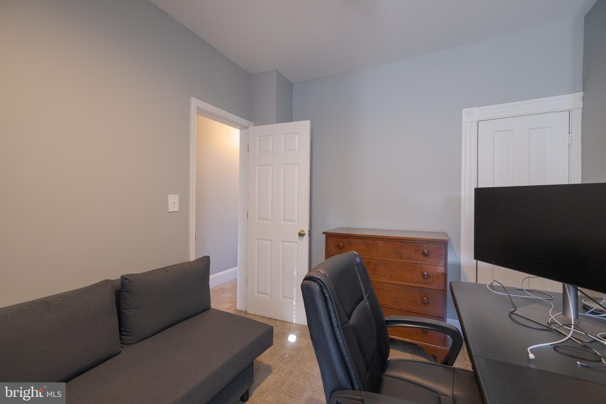 HAMPDEN HISTORIC DISTRICT - Residential Lease