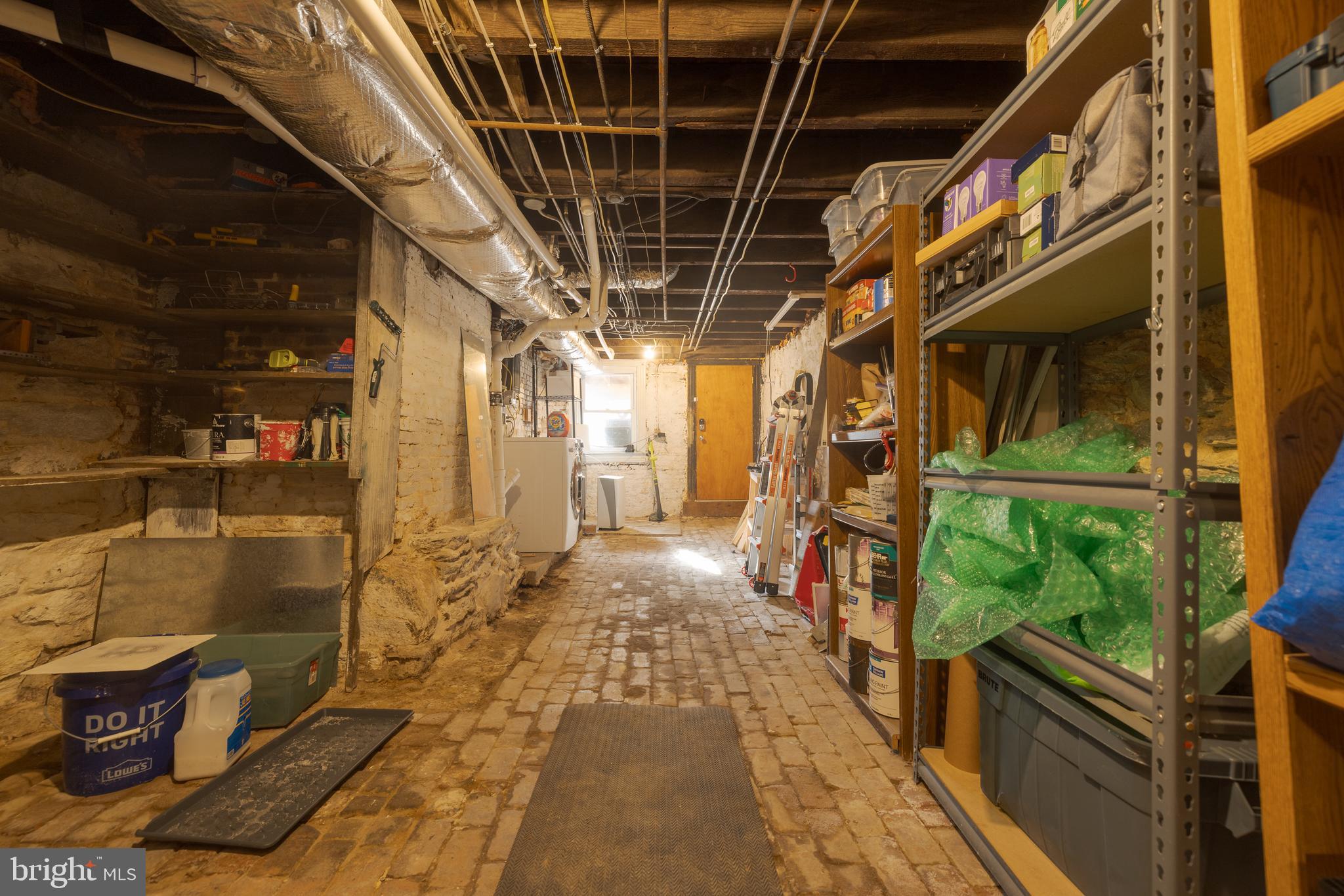 HAMPDEN HISTORIC DISTRICT - Residential Lease