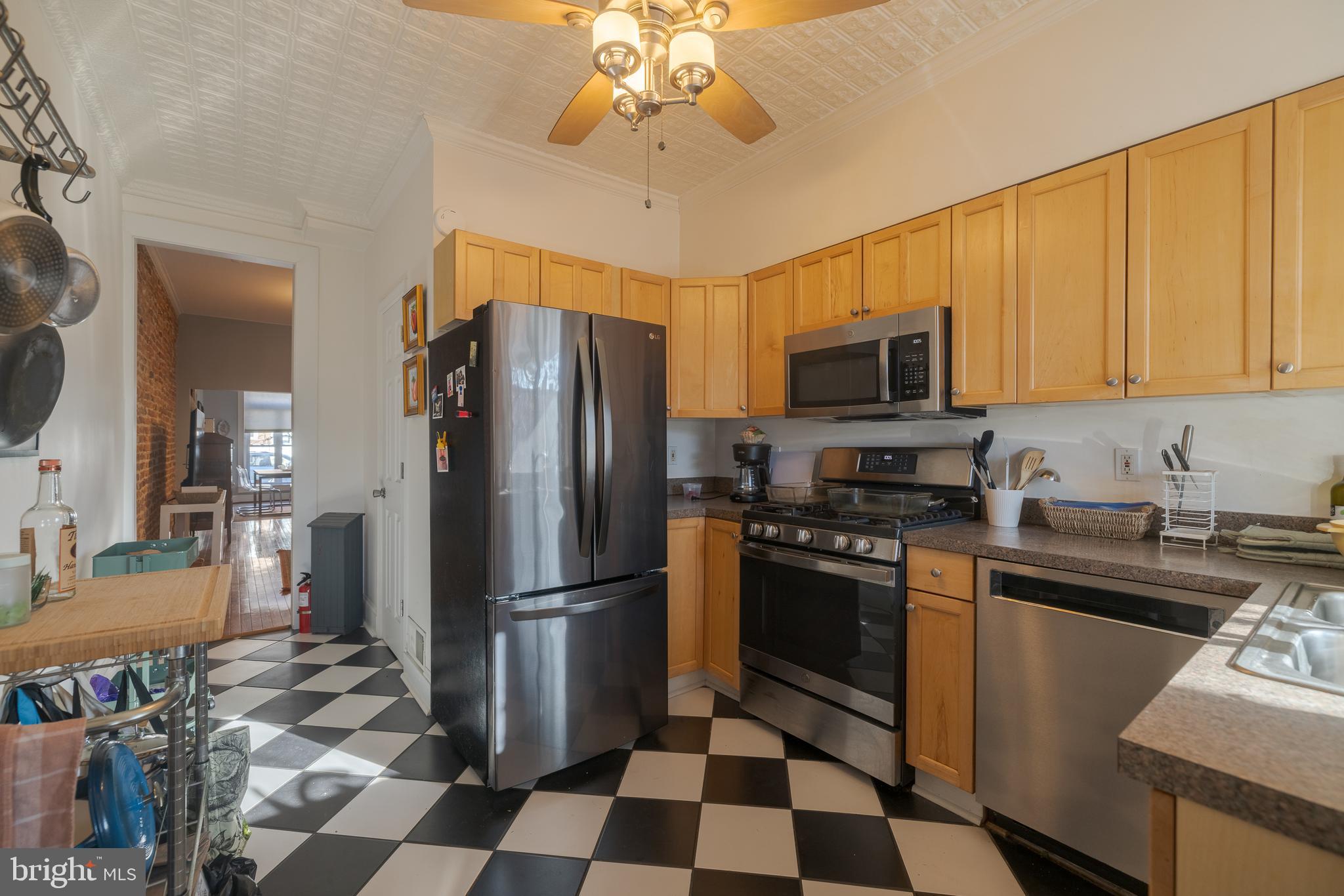 HAMPDEN HISTORIC DISTRICT - Residential Lease