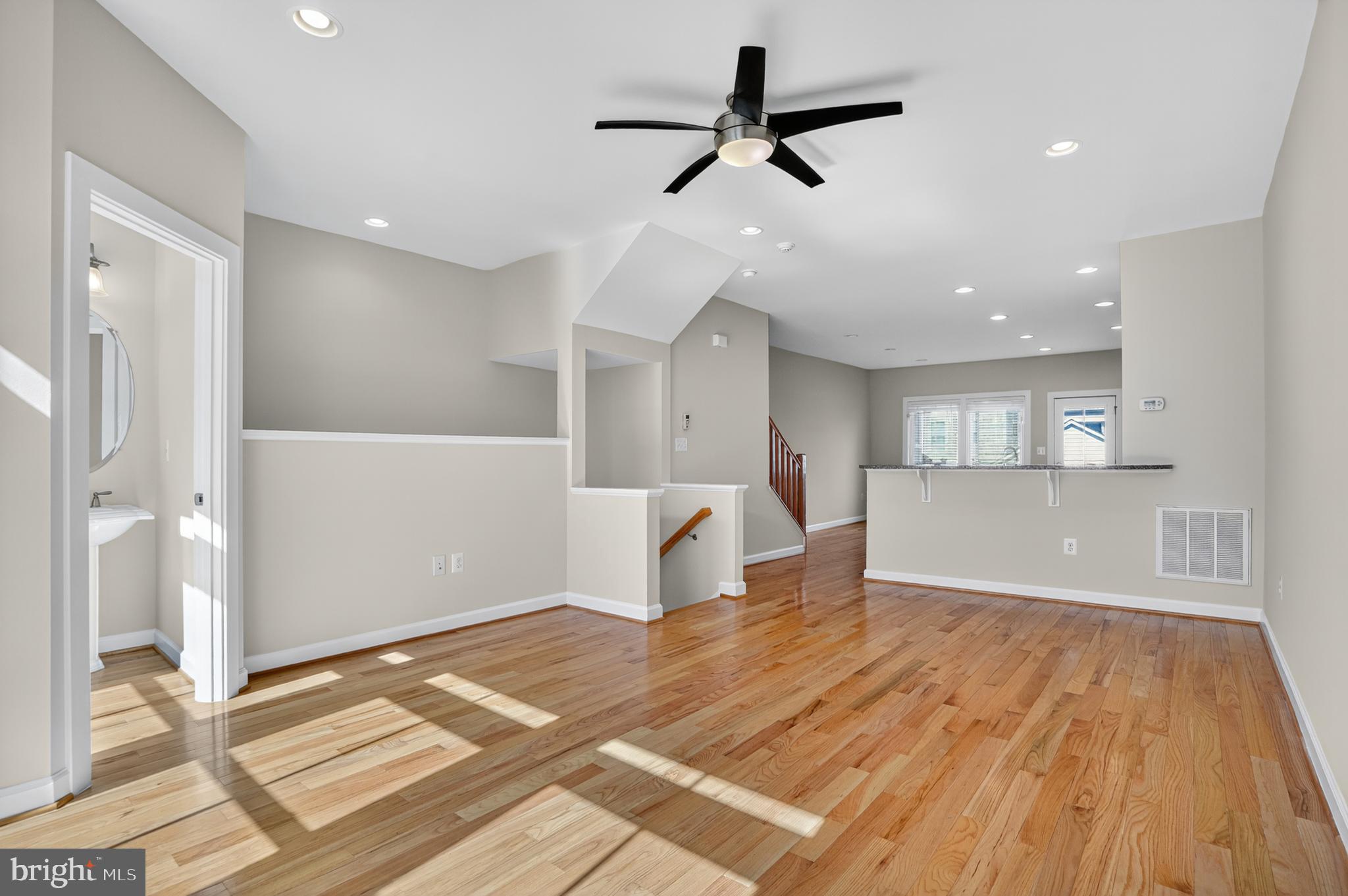 ONE LOUDOUN - Residential Lease