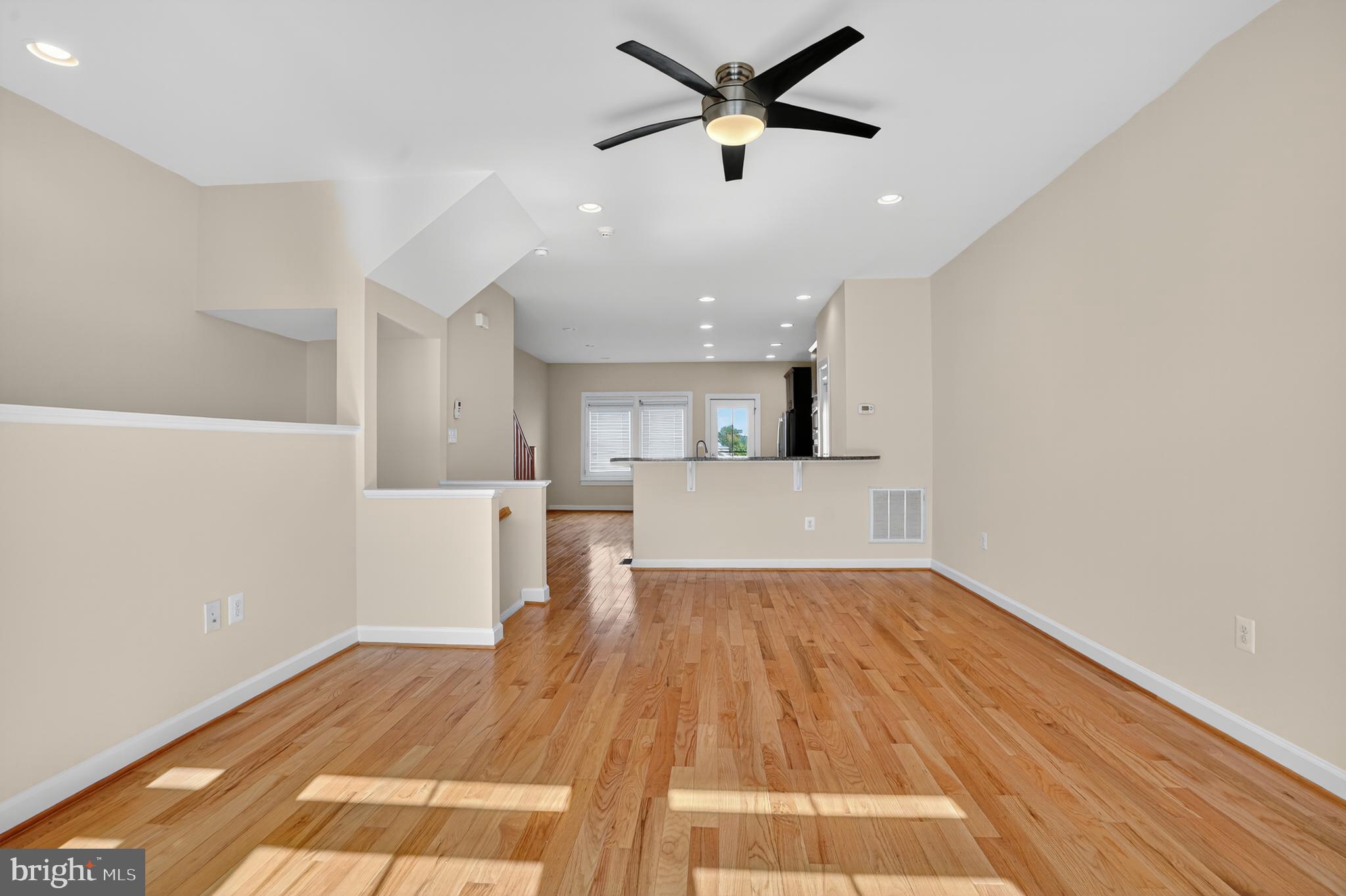 ONE LOUDOUN - Residential Lease