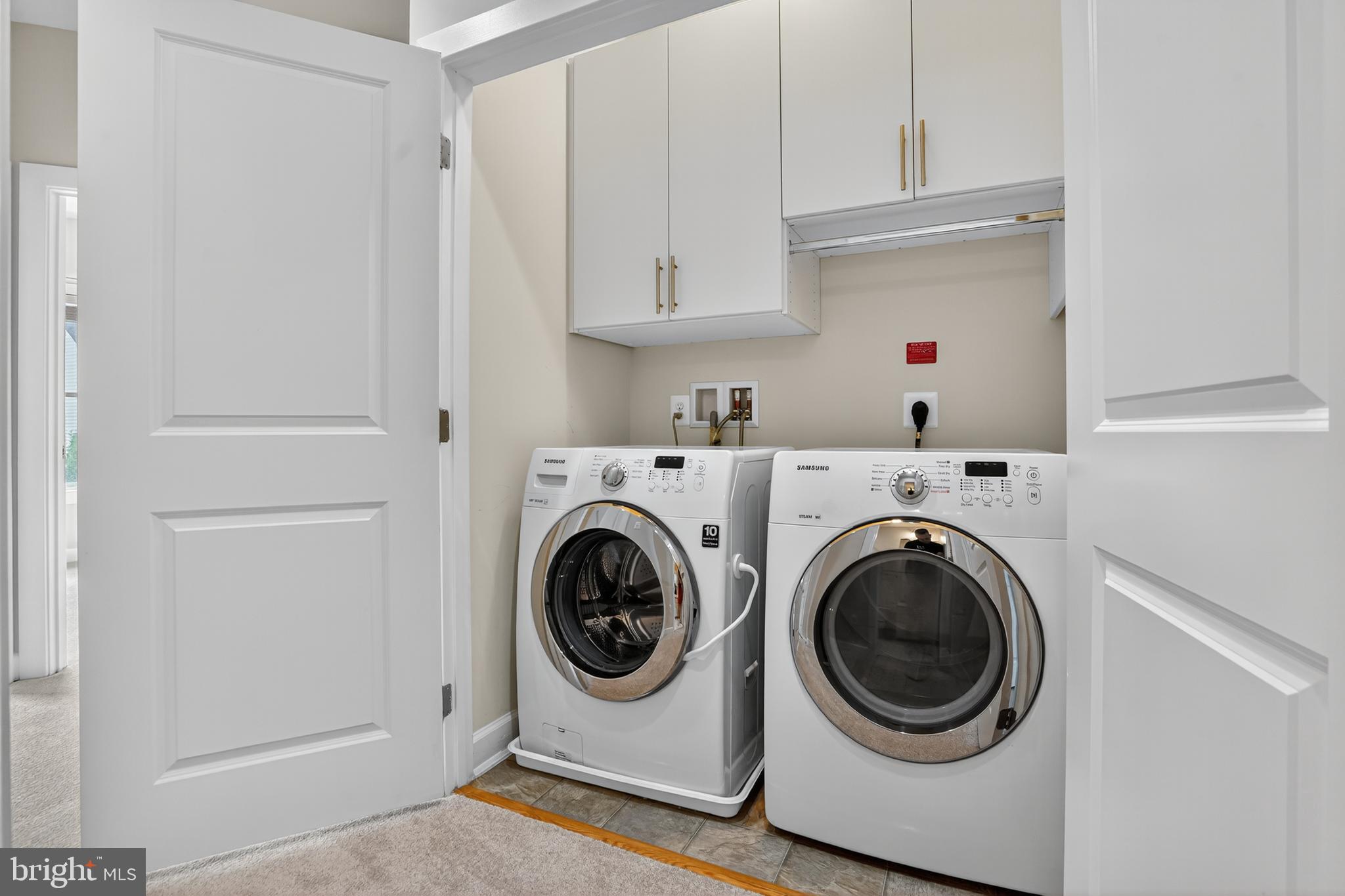 ONE LOUDOUN - Residential Lease