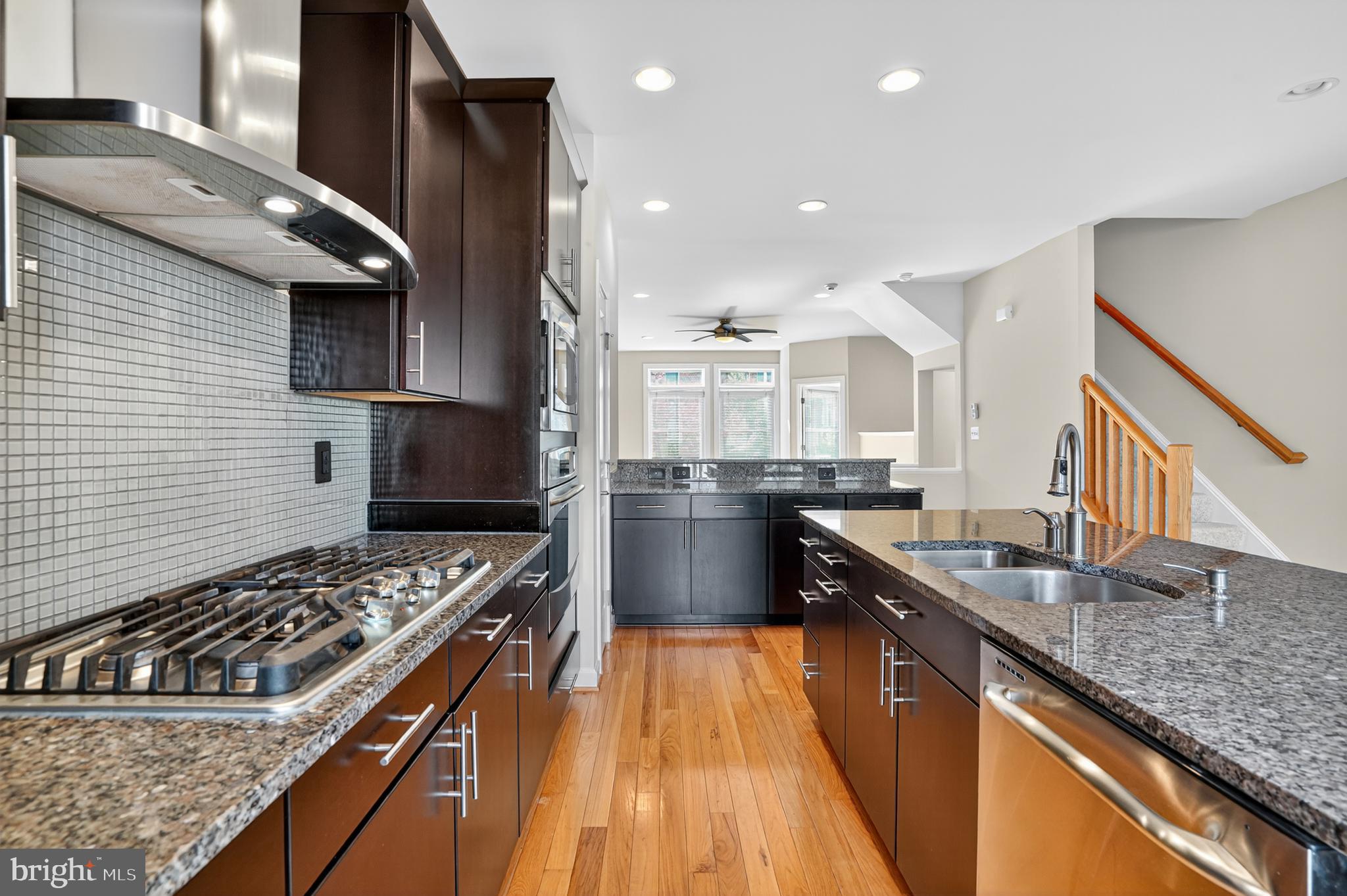 ONE LOUDOUN - Residential Lease