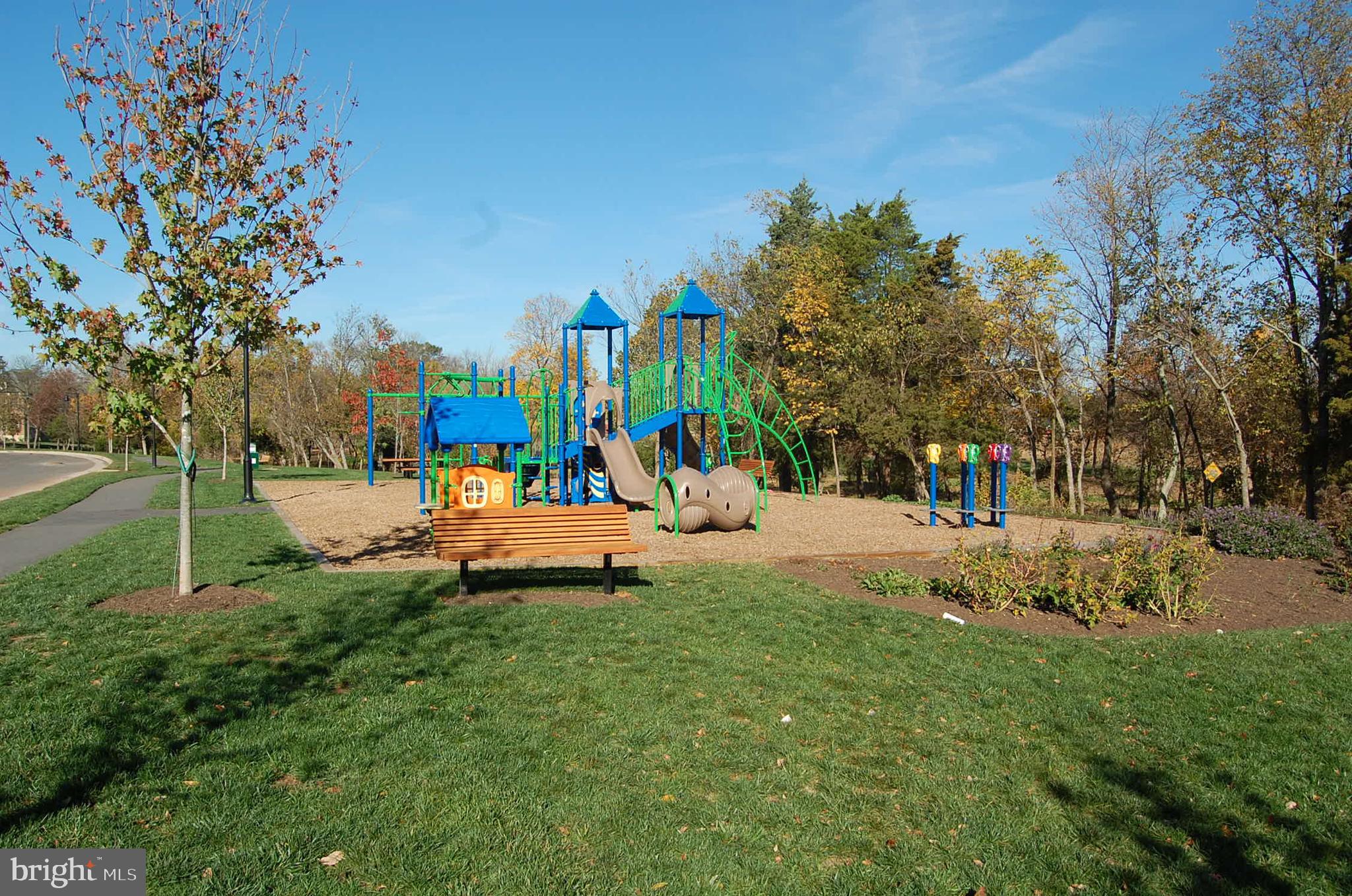 ONE LOUDOUN - Residential Lease