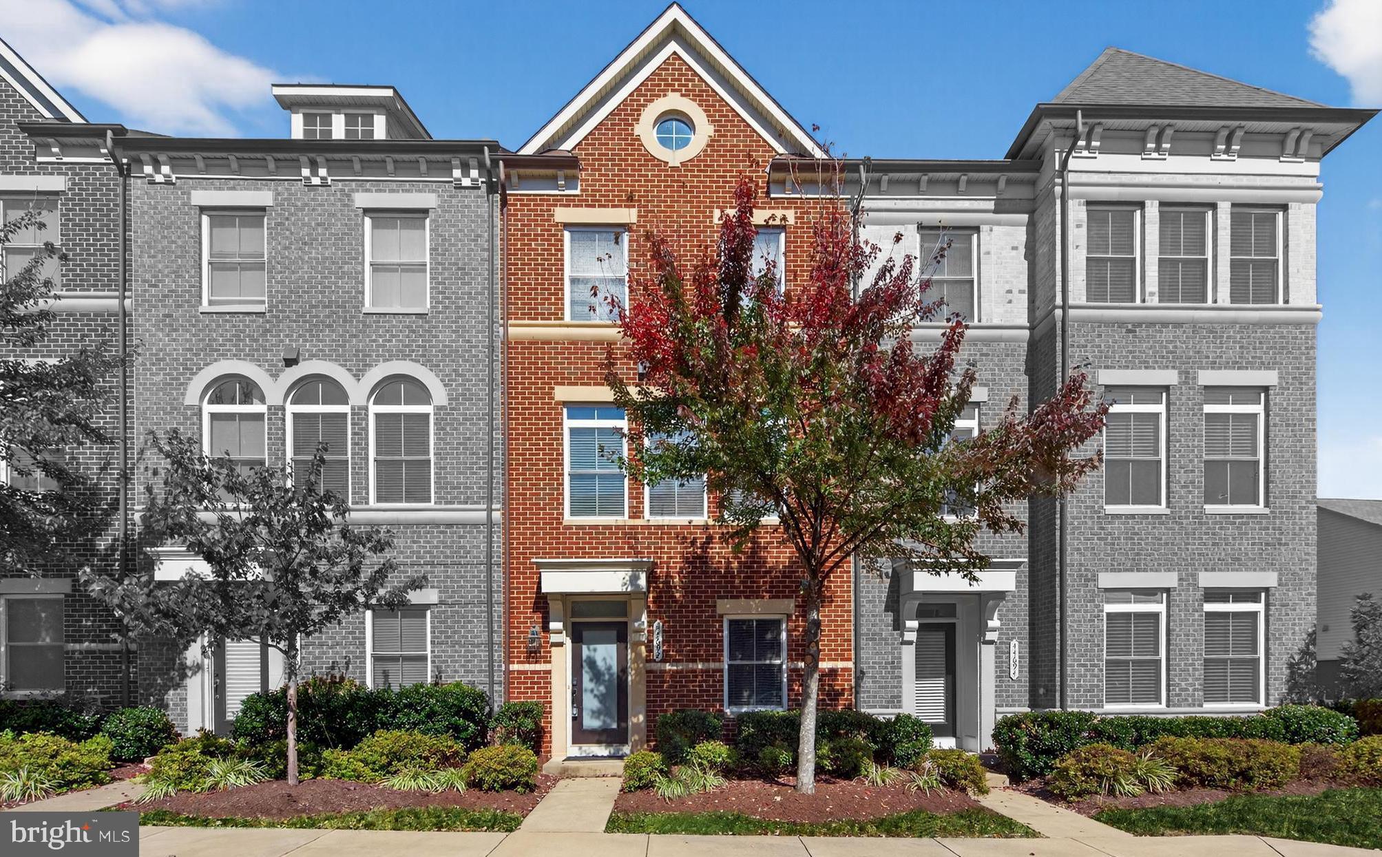 ONE LOUDOUN - Residential Lease