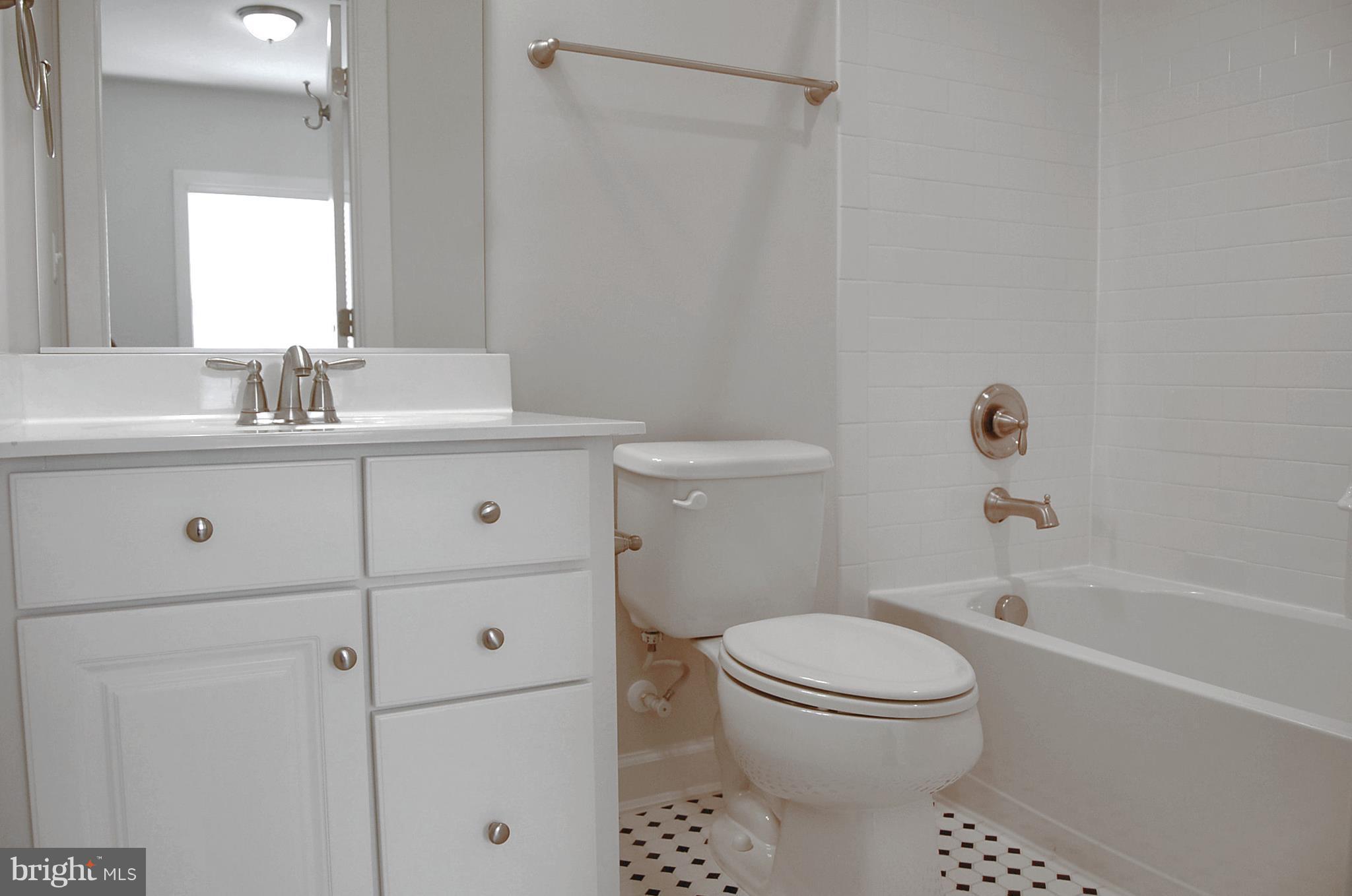 ONE LOUDOUN - Residential Lease