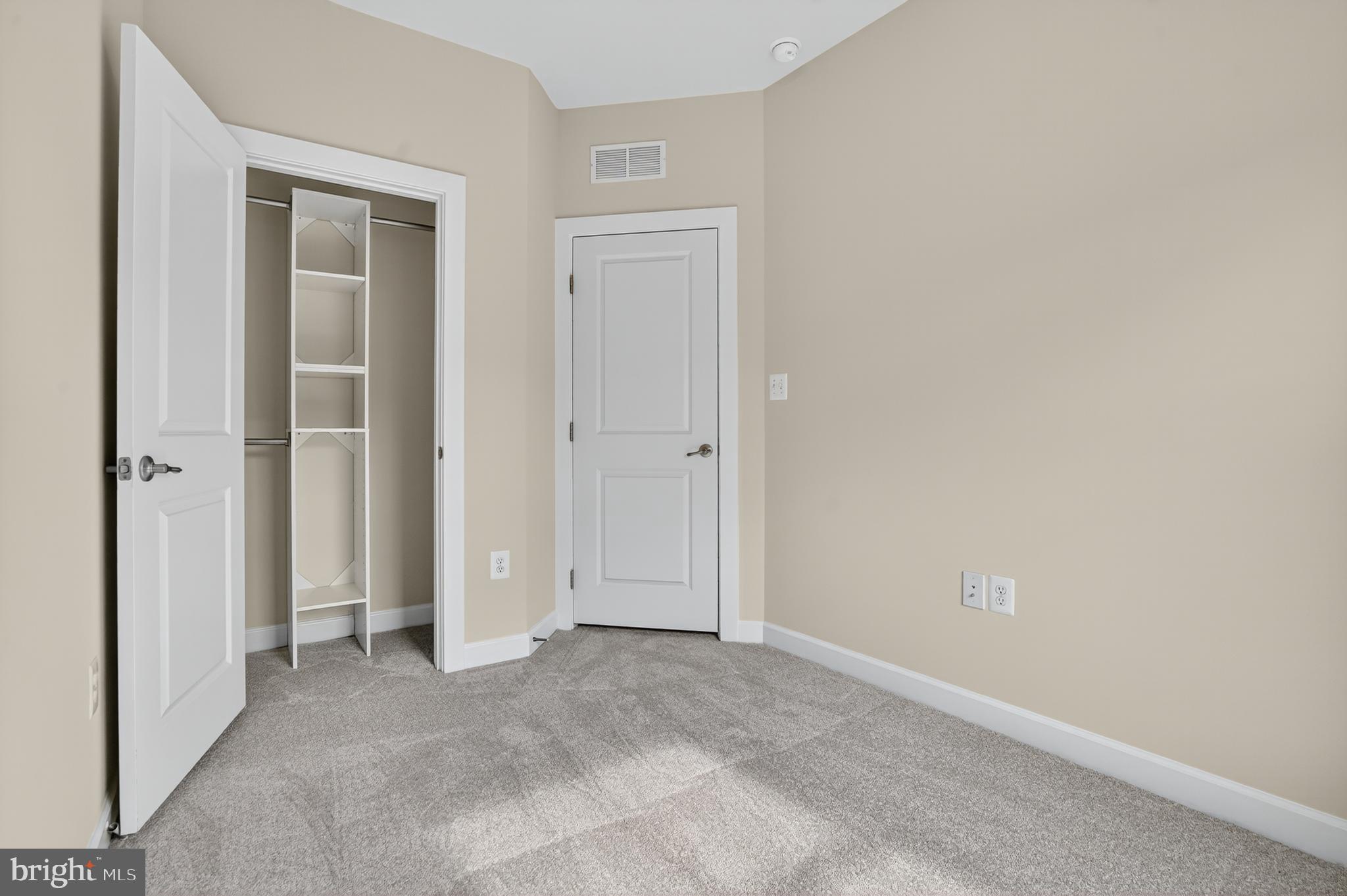 ONE LOUDOUN - Residential Lease