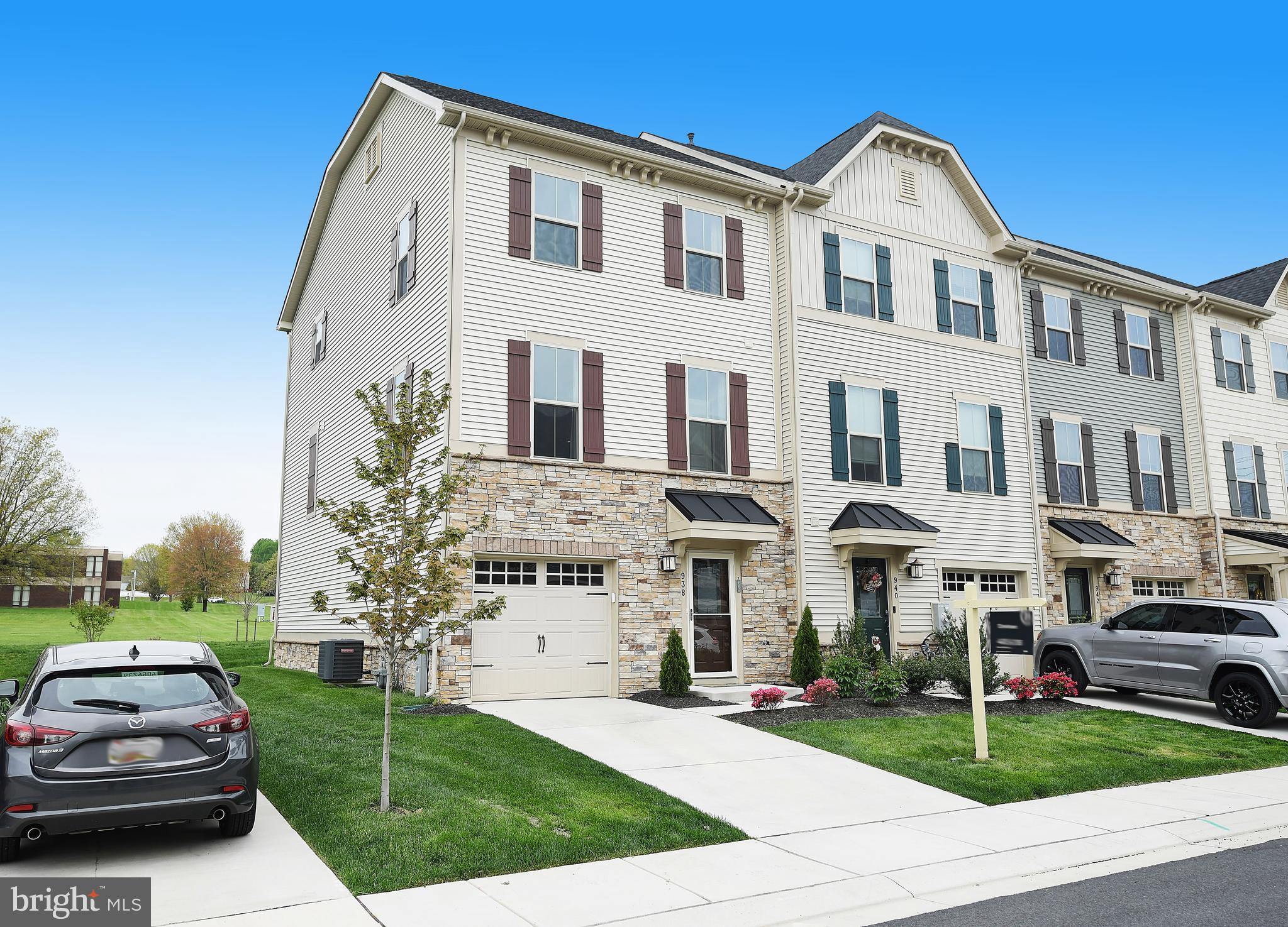 TOWNES AT BYNUM RUN - Residential