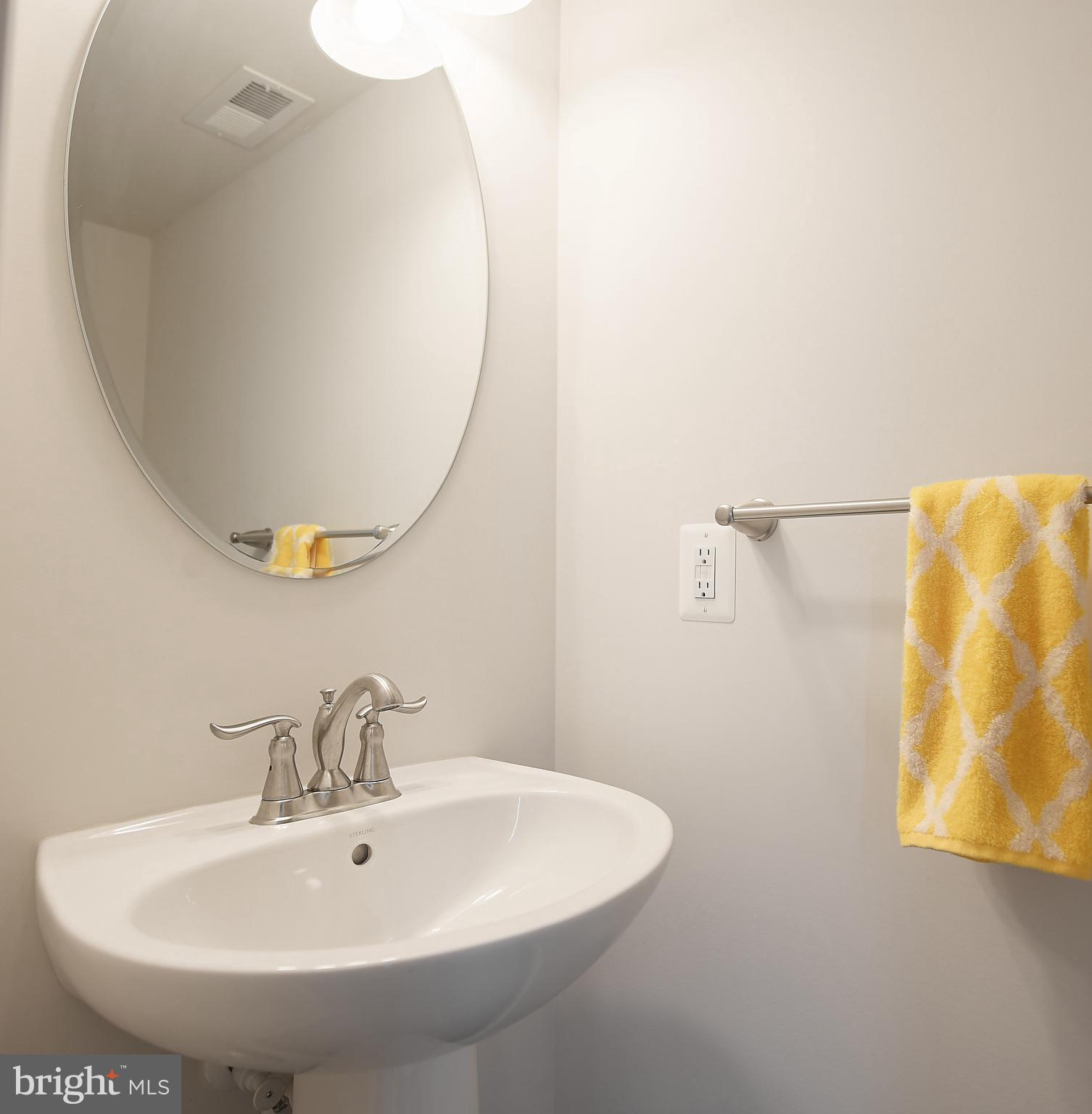 TOWNES AT BYNUM RUN - Residential