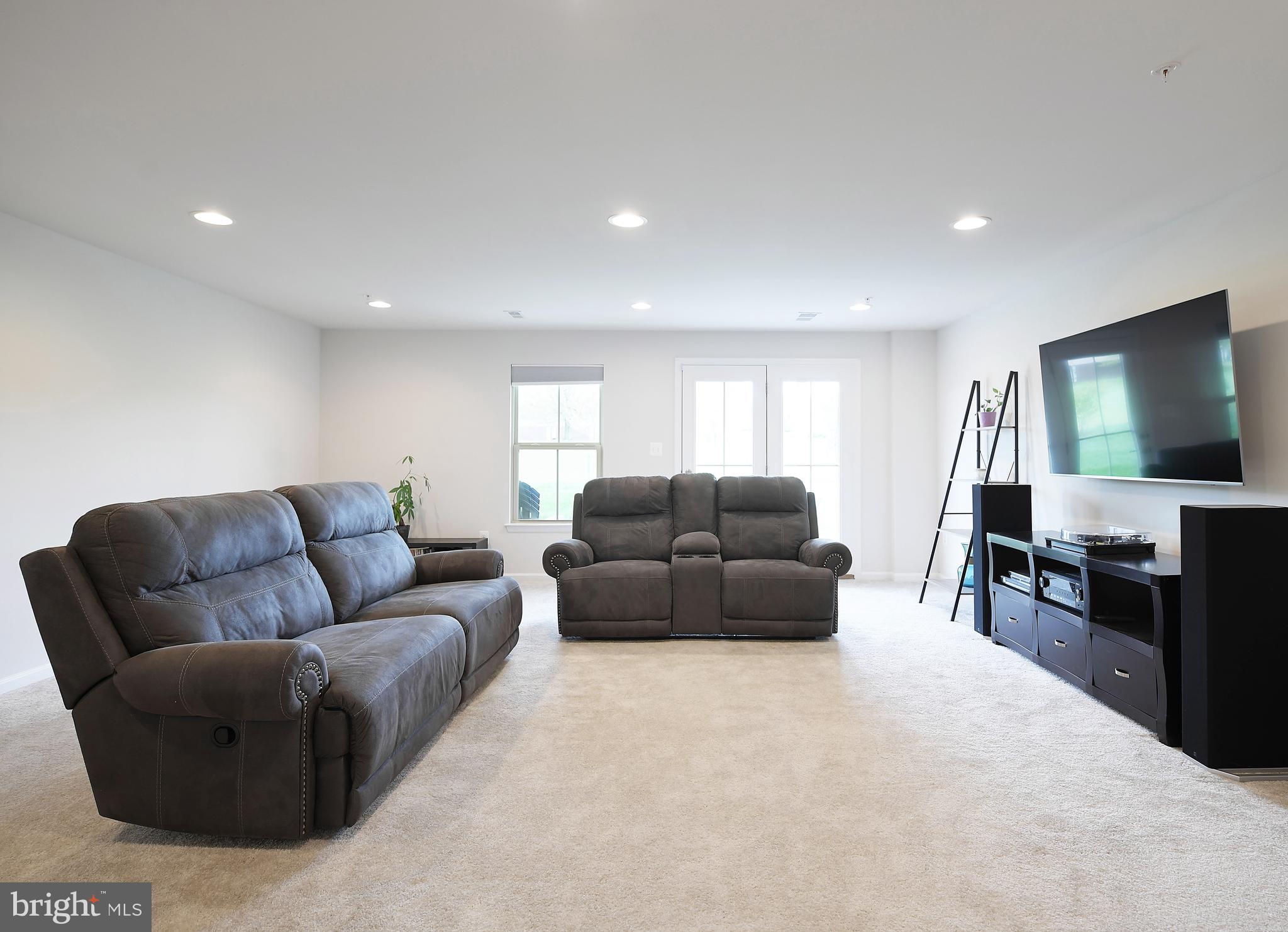 TOWNES AT BYNUM RUN - Residential